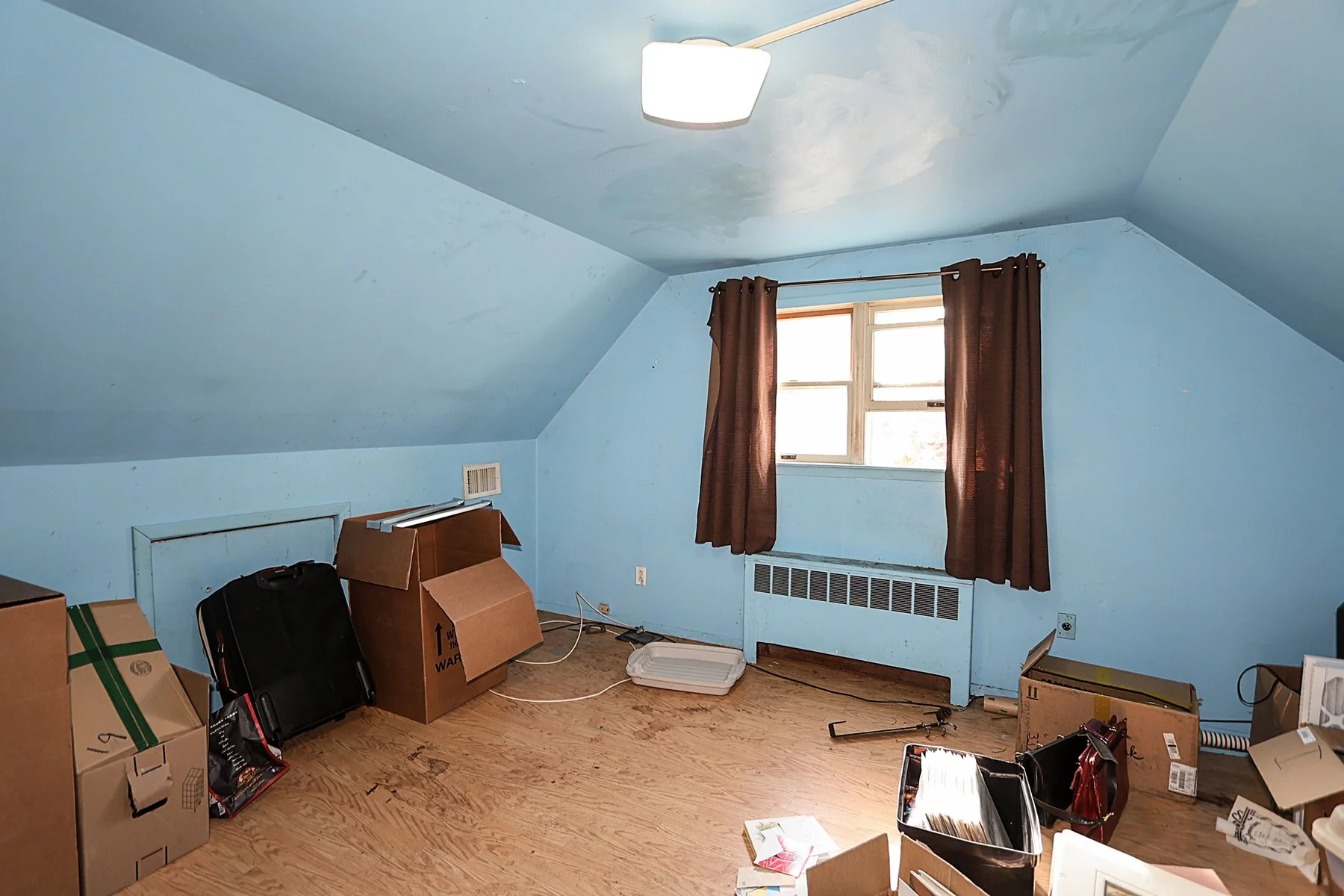 12 Friends Ln, Westbury 17.JPG