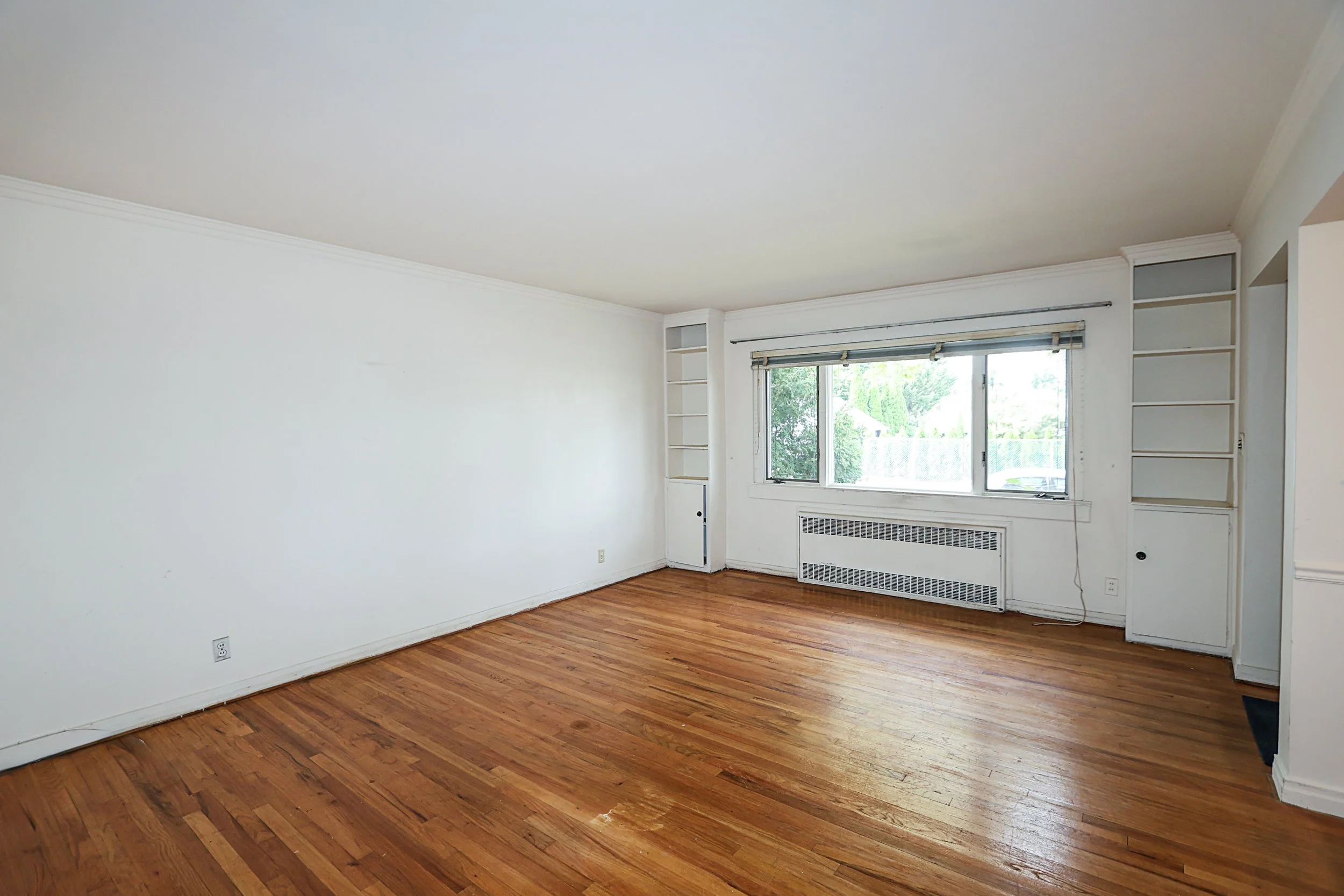 7-07 147th St, Whitestone 7.JPG