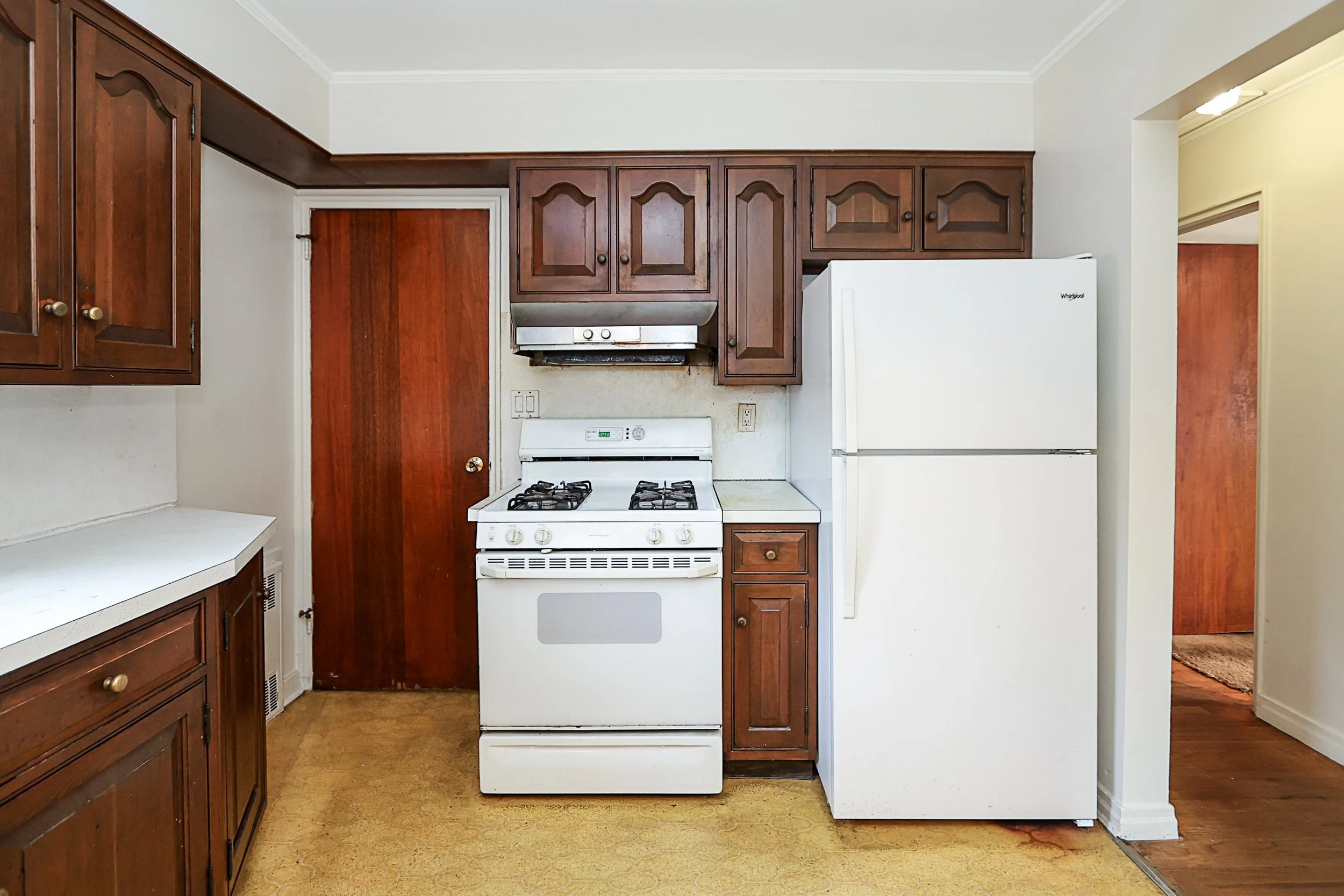 7-07 147th St, Whitestone 13.JPG