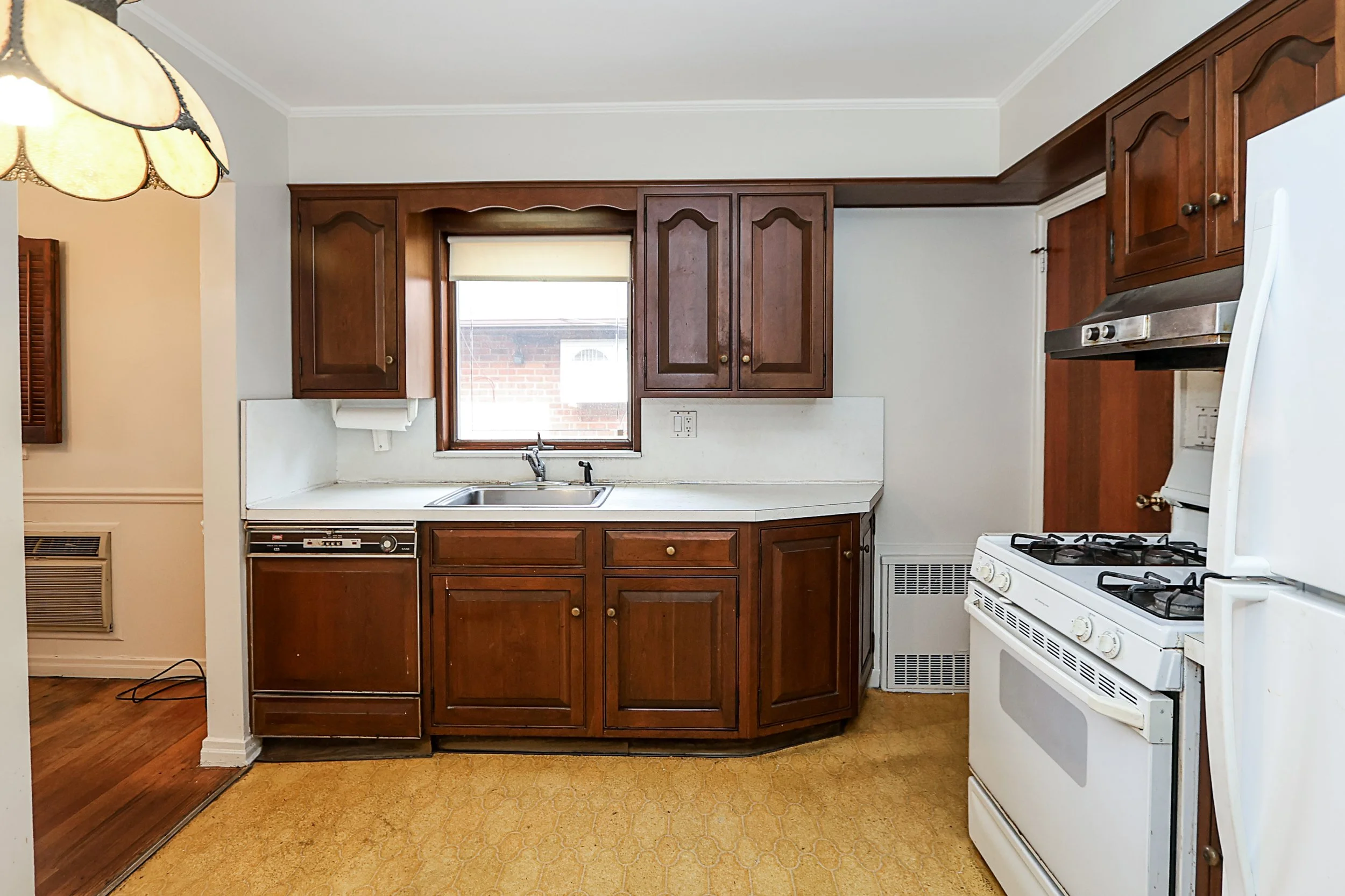 7-07 147th St, Whitestone 16.JPG
