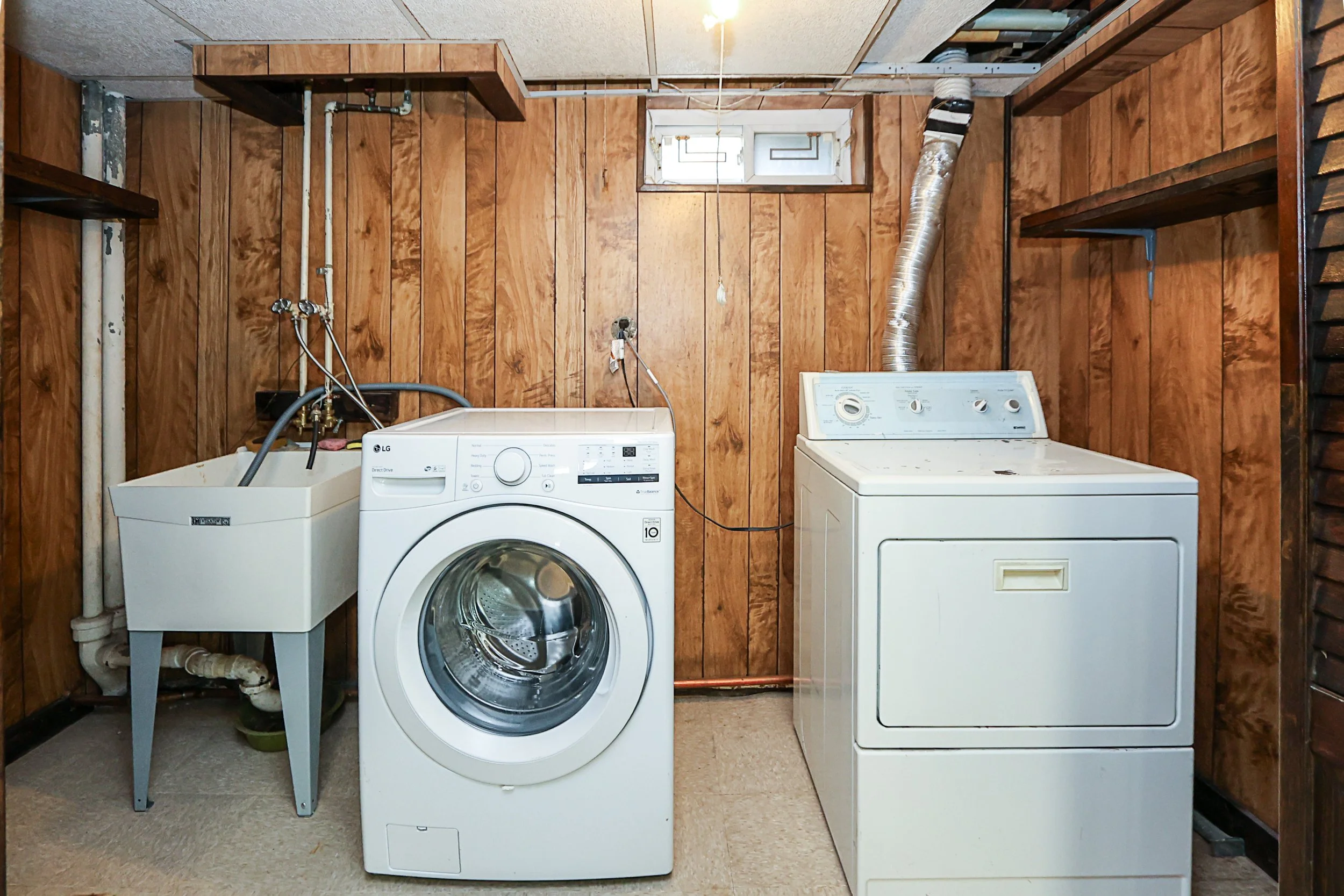 7-07 147th St, Whitestone 27.JPG