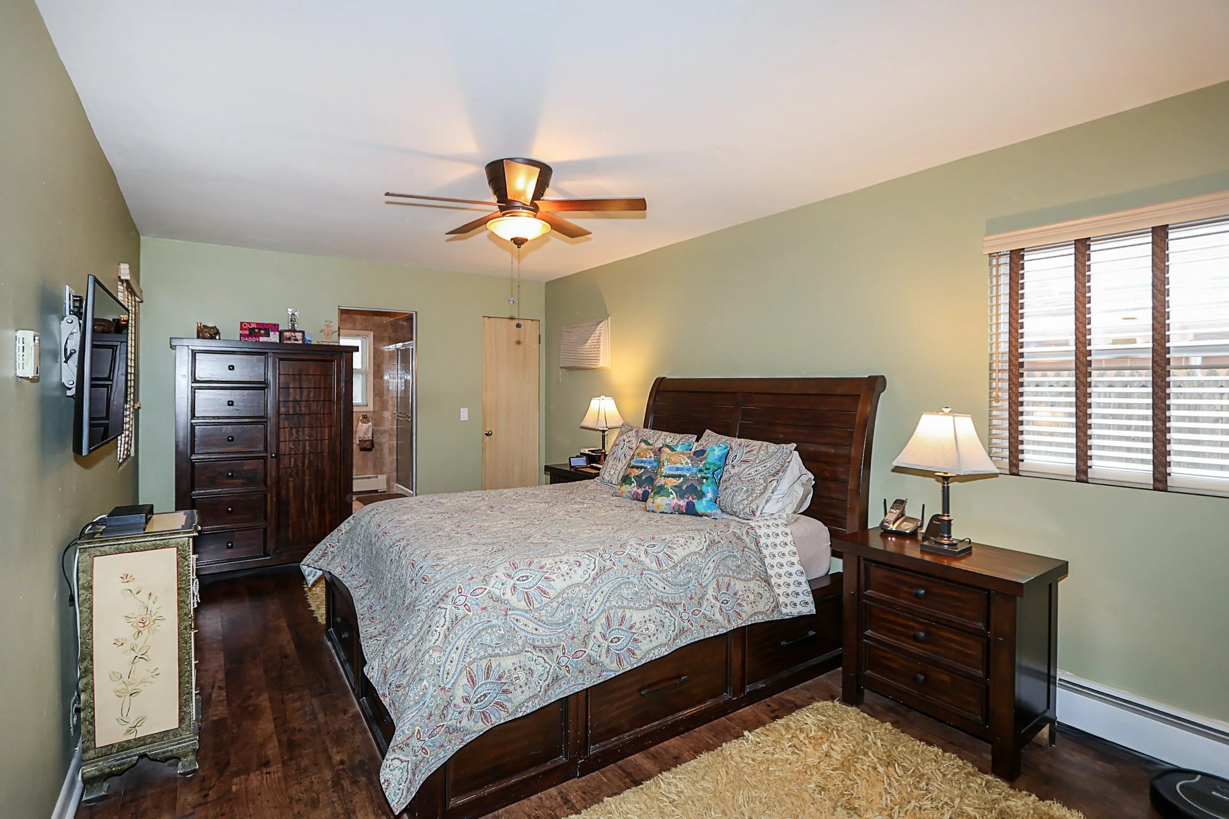 1817 Gardenia Ave, Merrick 16.JPG