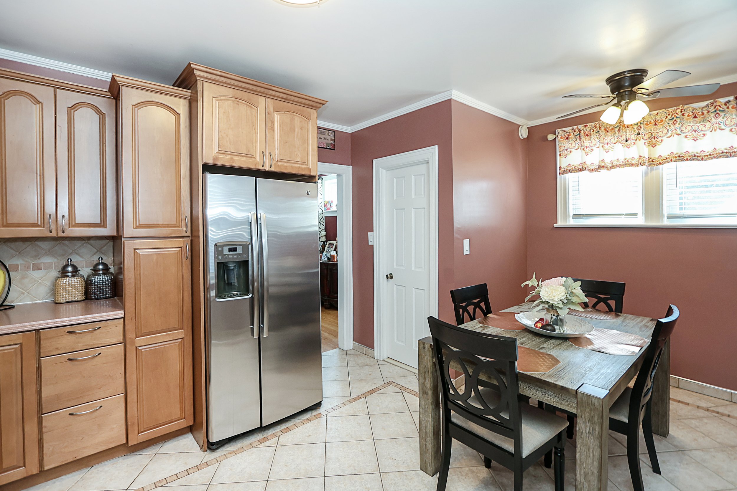 95-20 239th St, Floral Park 17.JPG