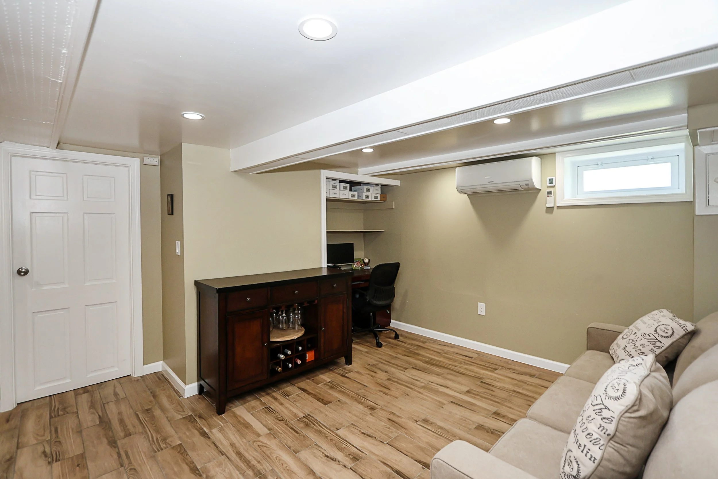 95-20 239th St, Floral Park 30.JPG