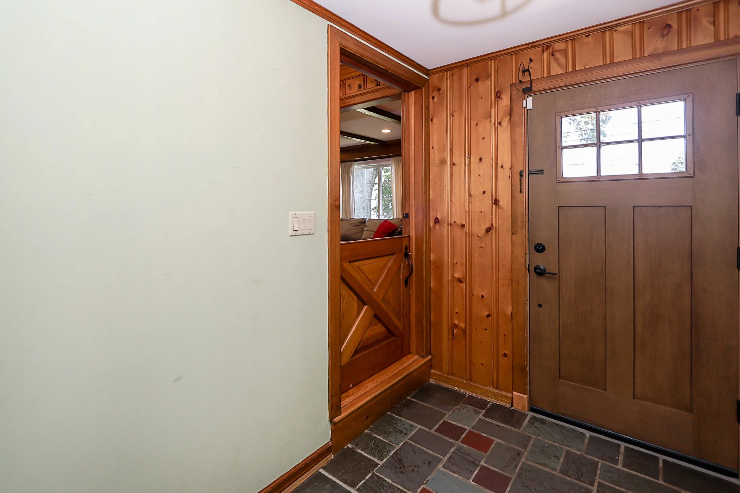 15 Hemlock St, Merrick 4.JPG