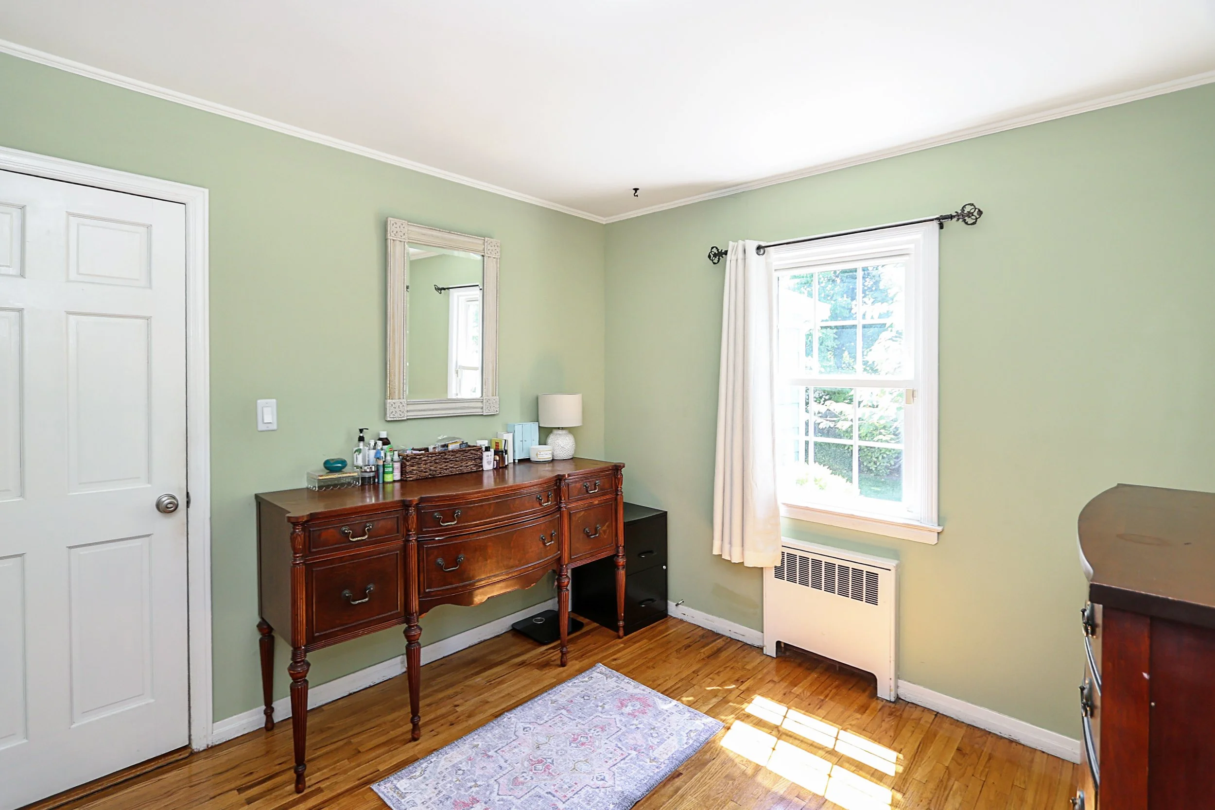 15 Hemlock St, Merrick 21.JPG