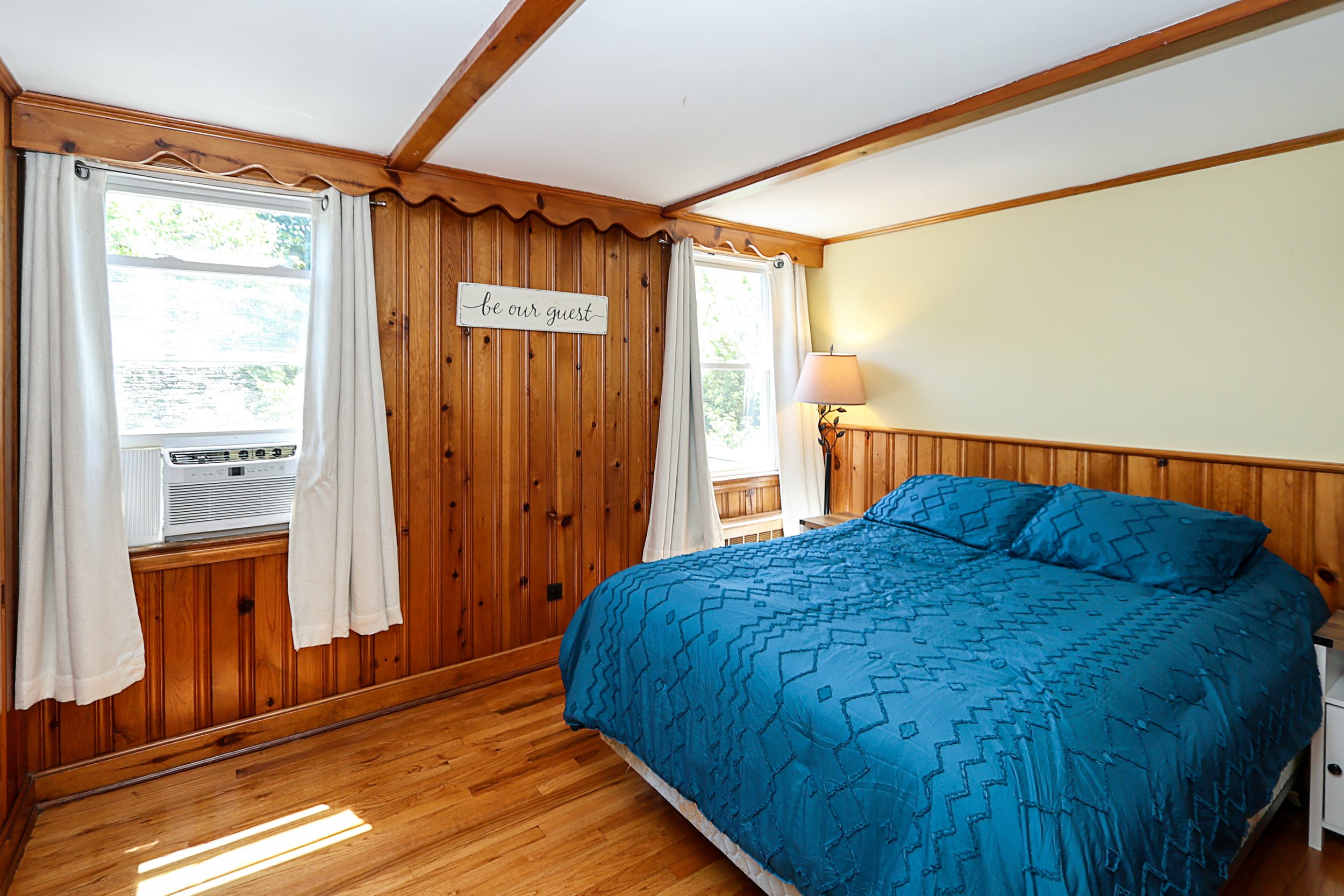 15 Hemlock St, Merrick 26.JPG