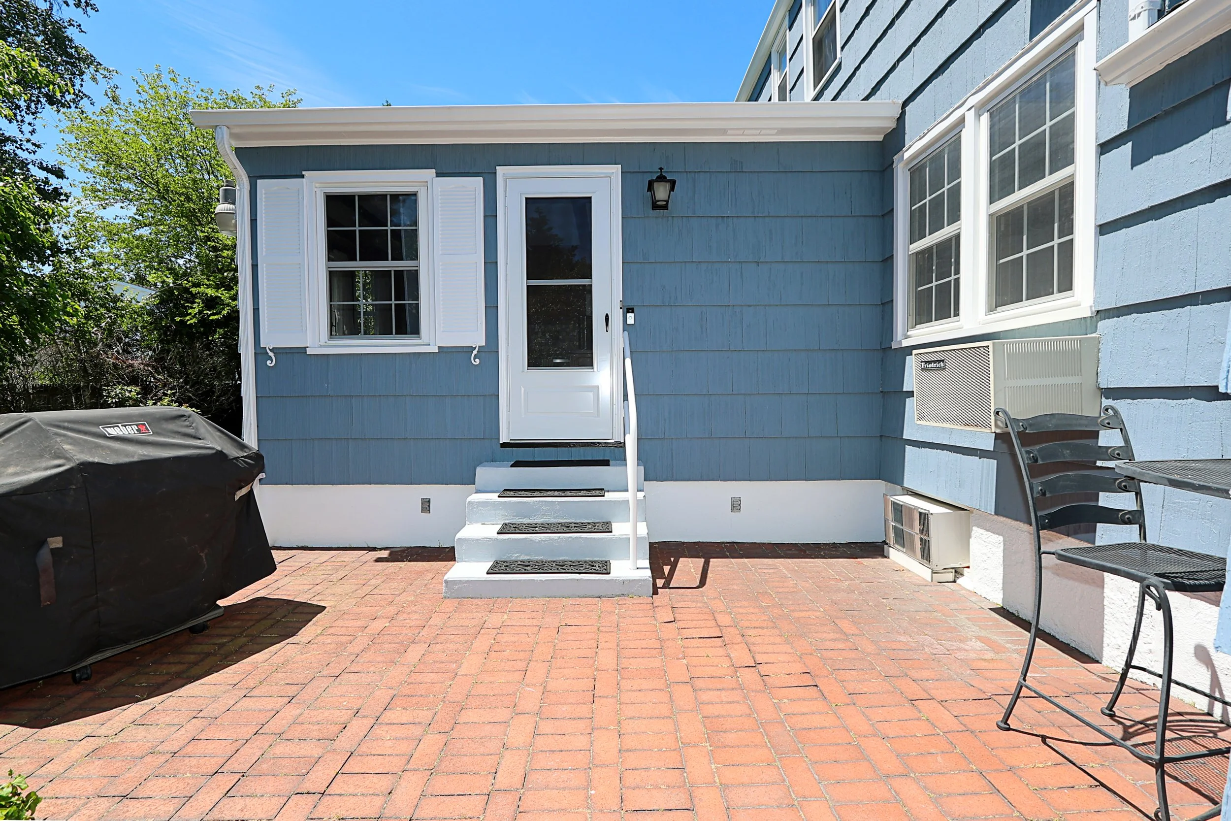 15 Hemlock St, Merrick 43.JPG
