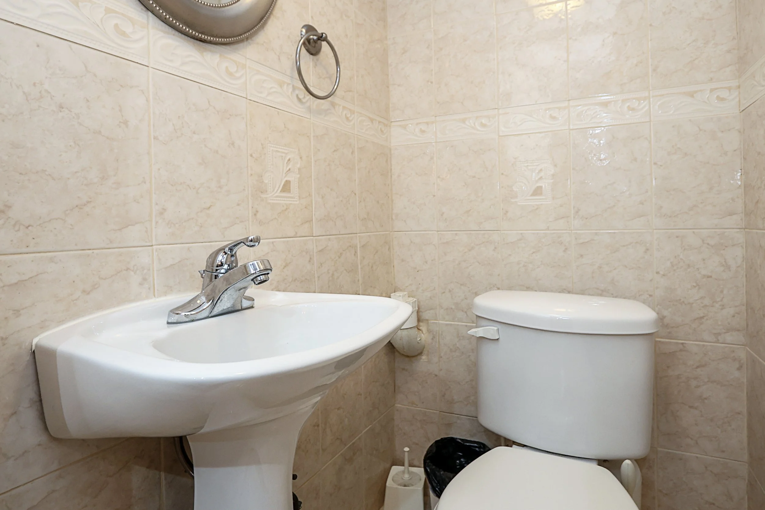 25a Reynolds St, Huntington Station 33.JPG