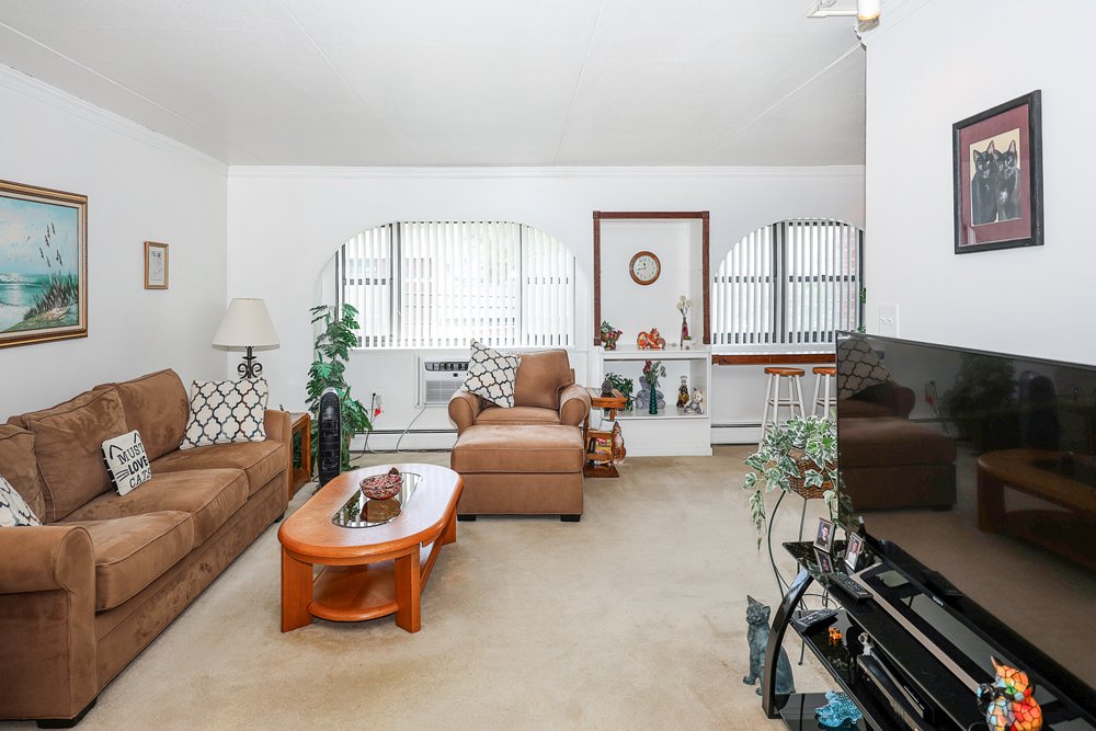 100 Clinton Ave, Mineola 10.JPG