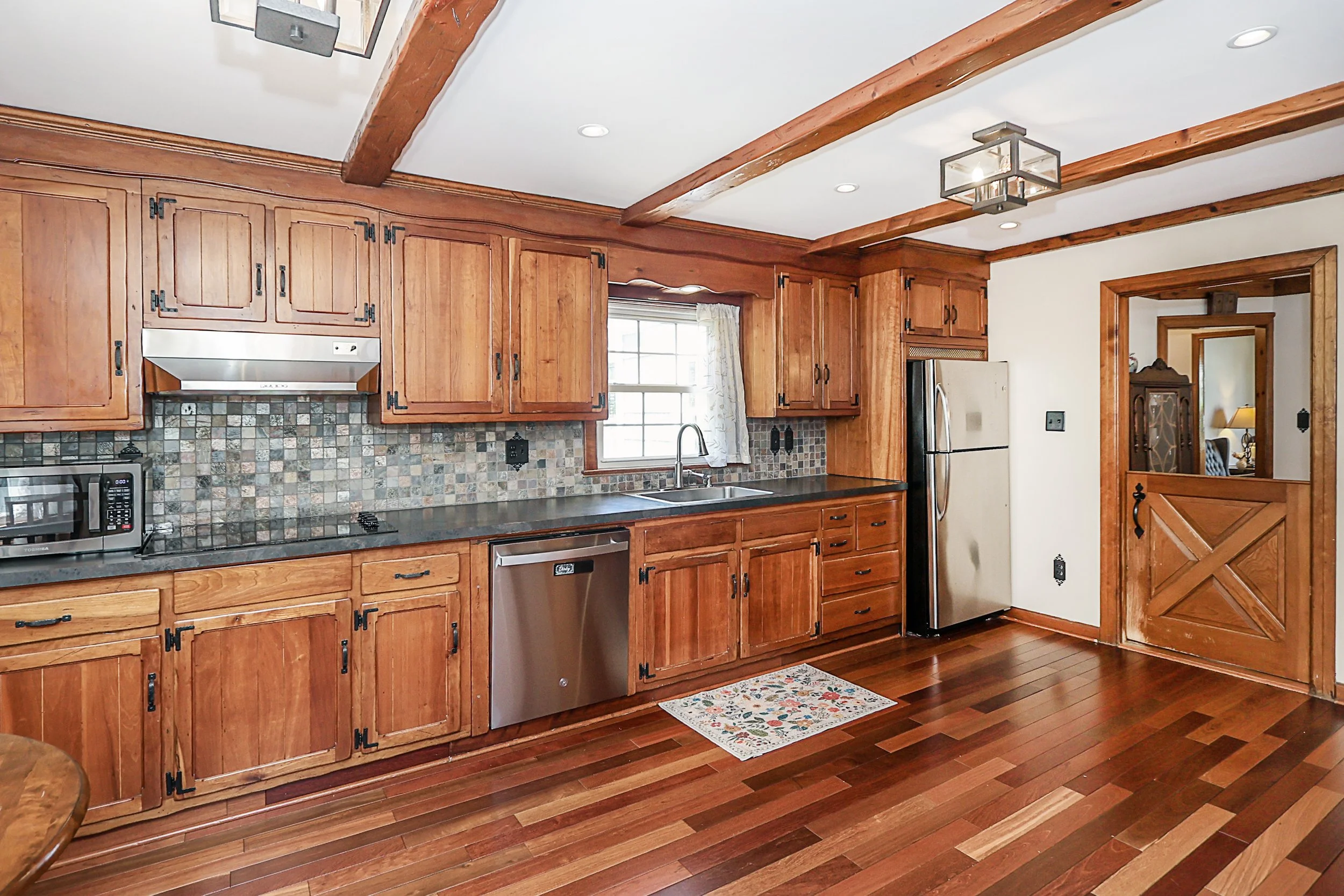 15 Hemlock St, Merrick 15.JPG