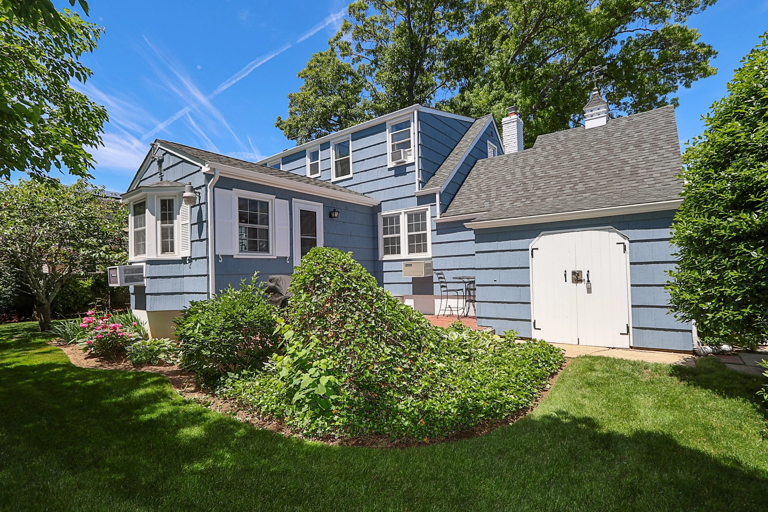 15 Hemlock St, Merrick 40.JPG