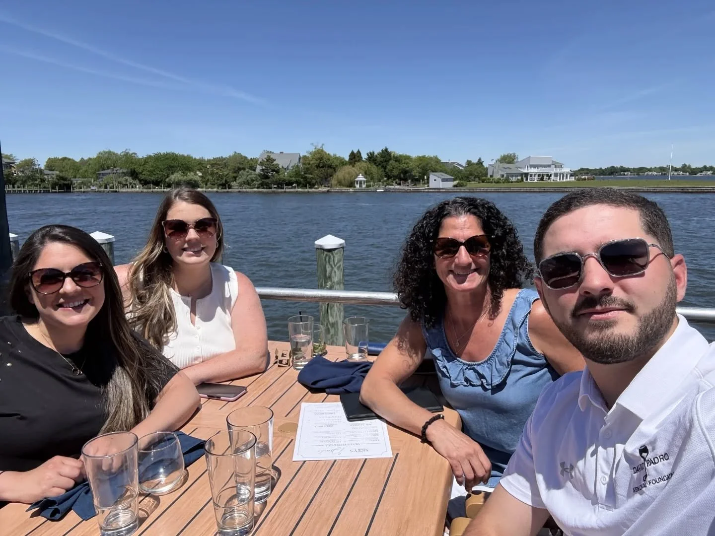 Every now and then the stars align ✨ and we get to have a meal to celebrate our wins and catch up! 

❤️ Grateful for this team!!