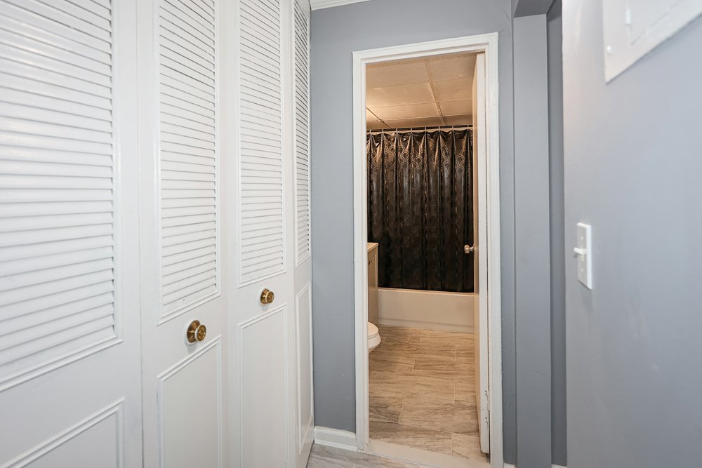 100 Clinton Ave, Mineola 21.JPG