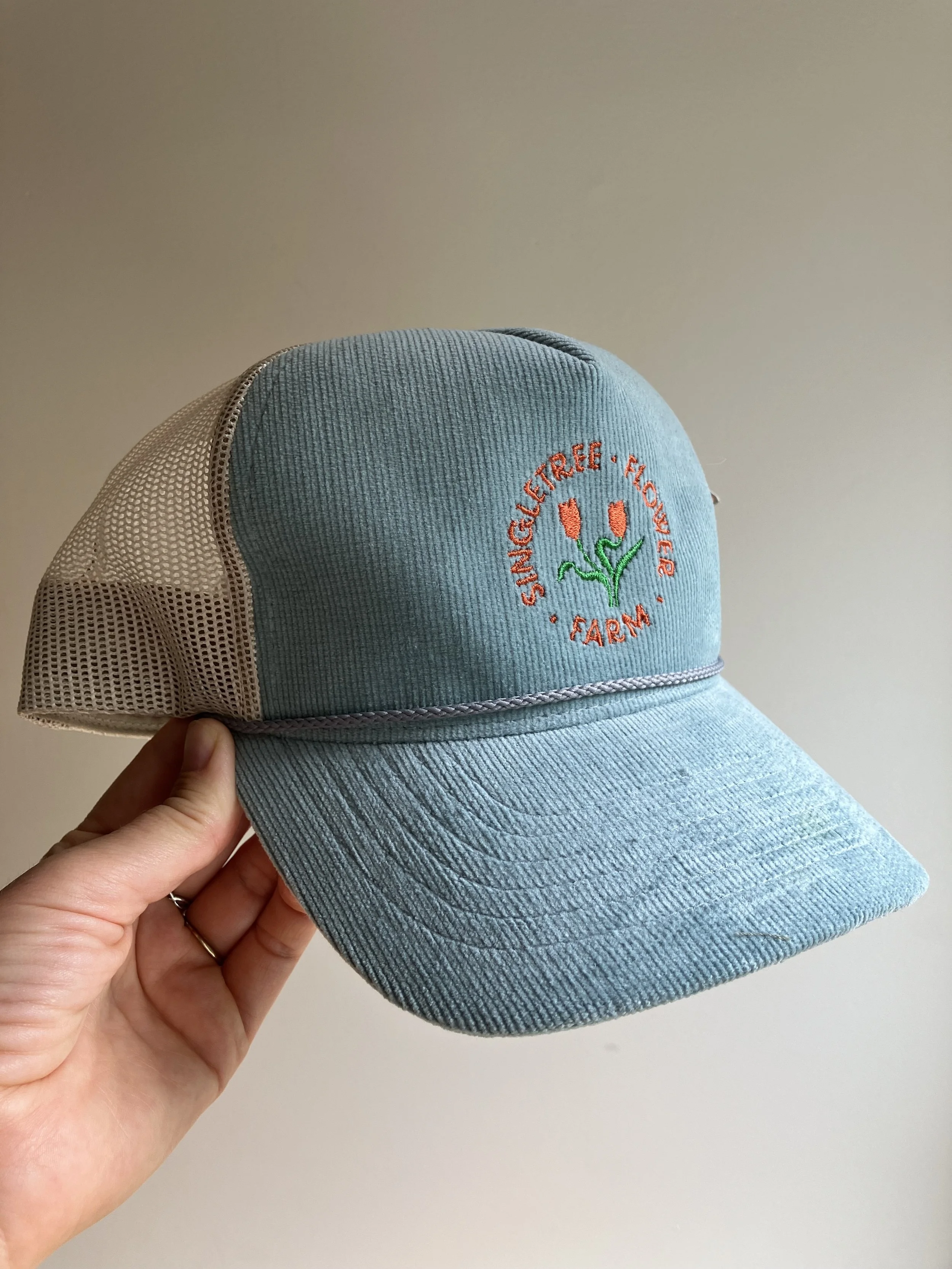 trucker hat 1.jpg