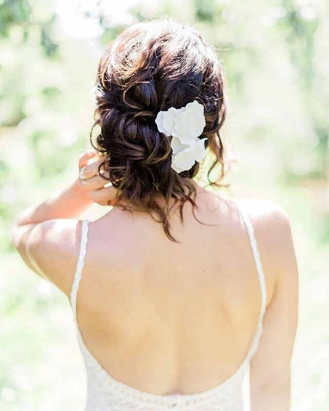 That perfect, messy low bun. 
Photography: @ginanealphotography