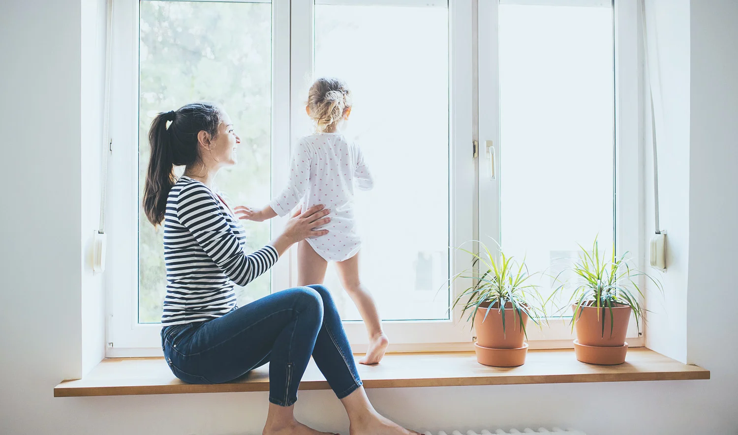 mother-daughter-window.jpg