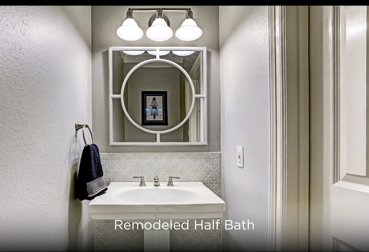 HOUSTON+1%3A2+BATH+REMODEL.jpg