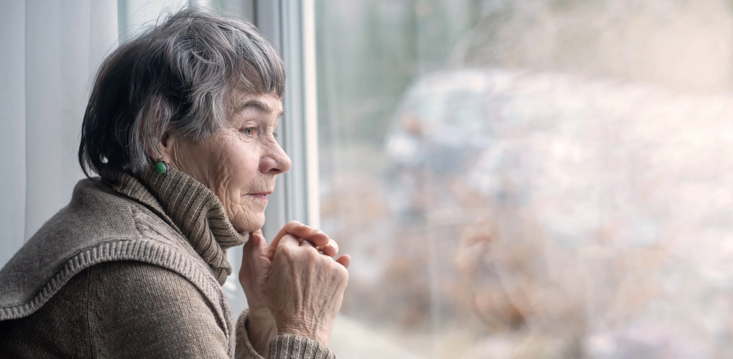8 Tips for Spending the Holidays Alone