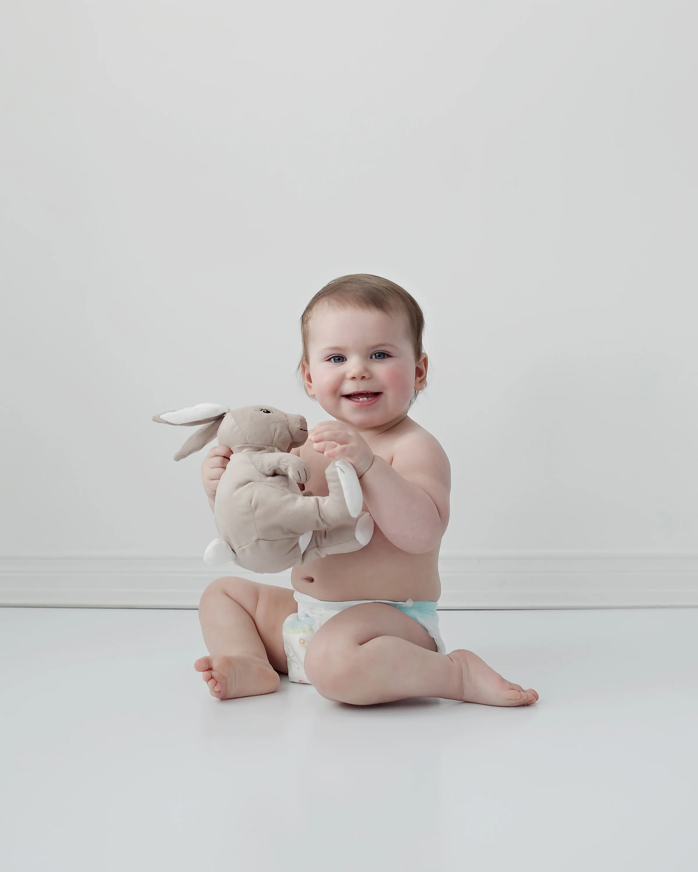First Birthday Milestone: Local Baby Photographer