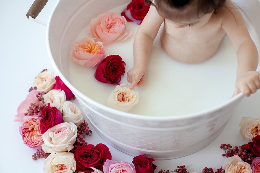 Floral_Milk_Bath_Baby_Whitby_Bowmanville_Toronto_Petra_King_Photography