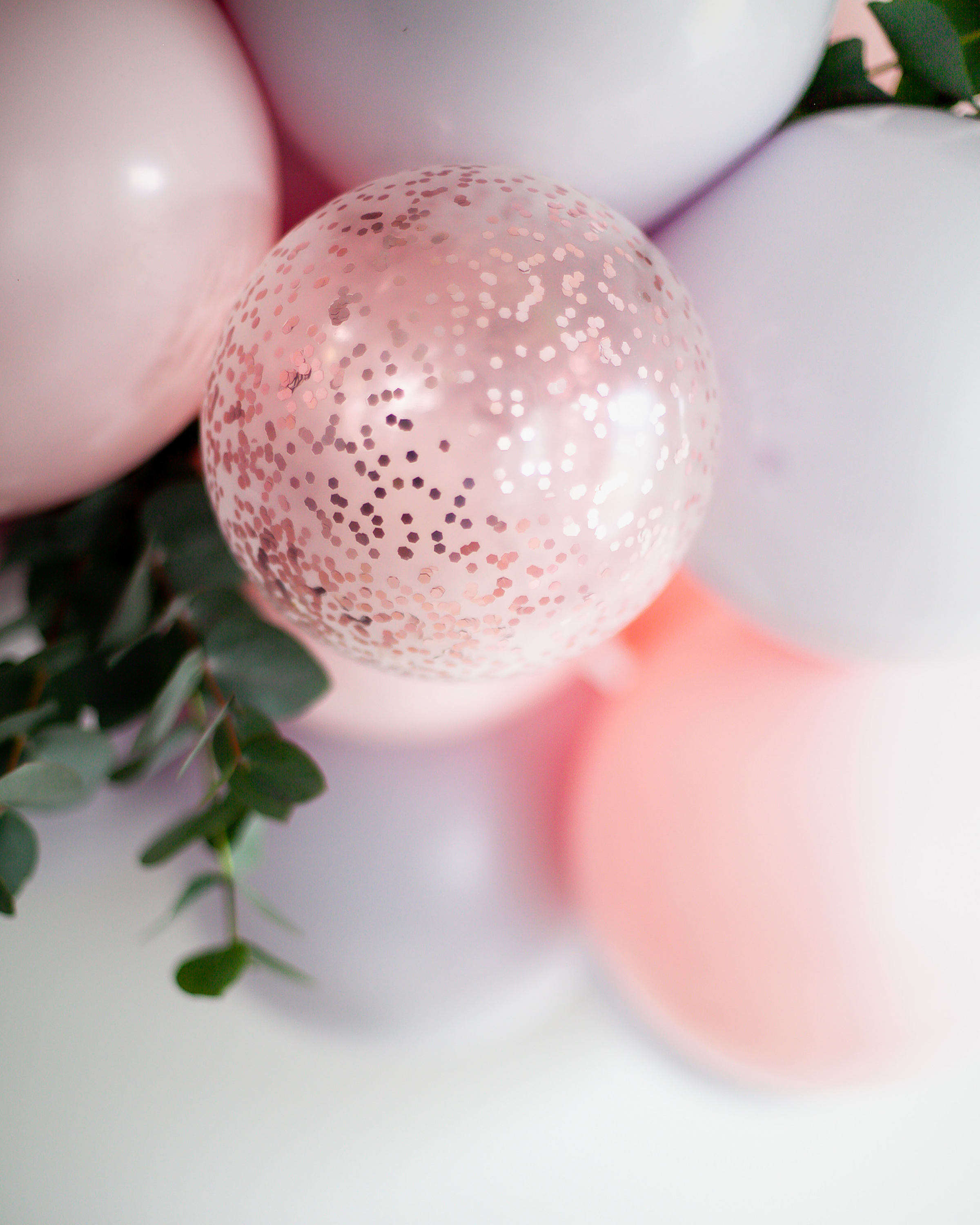 Durham_Balloons_Styled_Maternity_Oshawa_Toronto_Petra_King_Photography