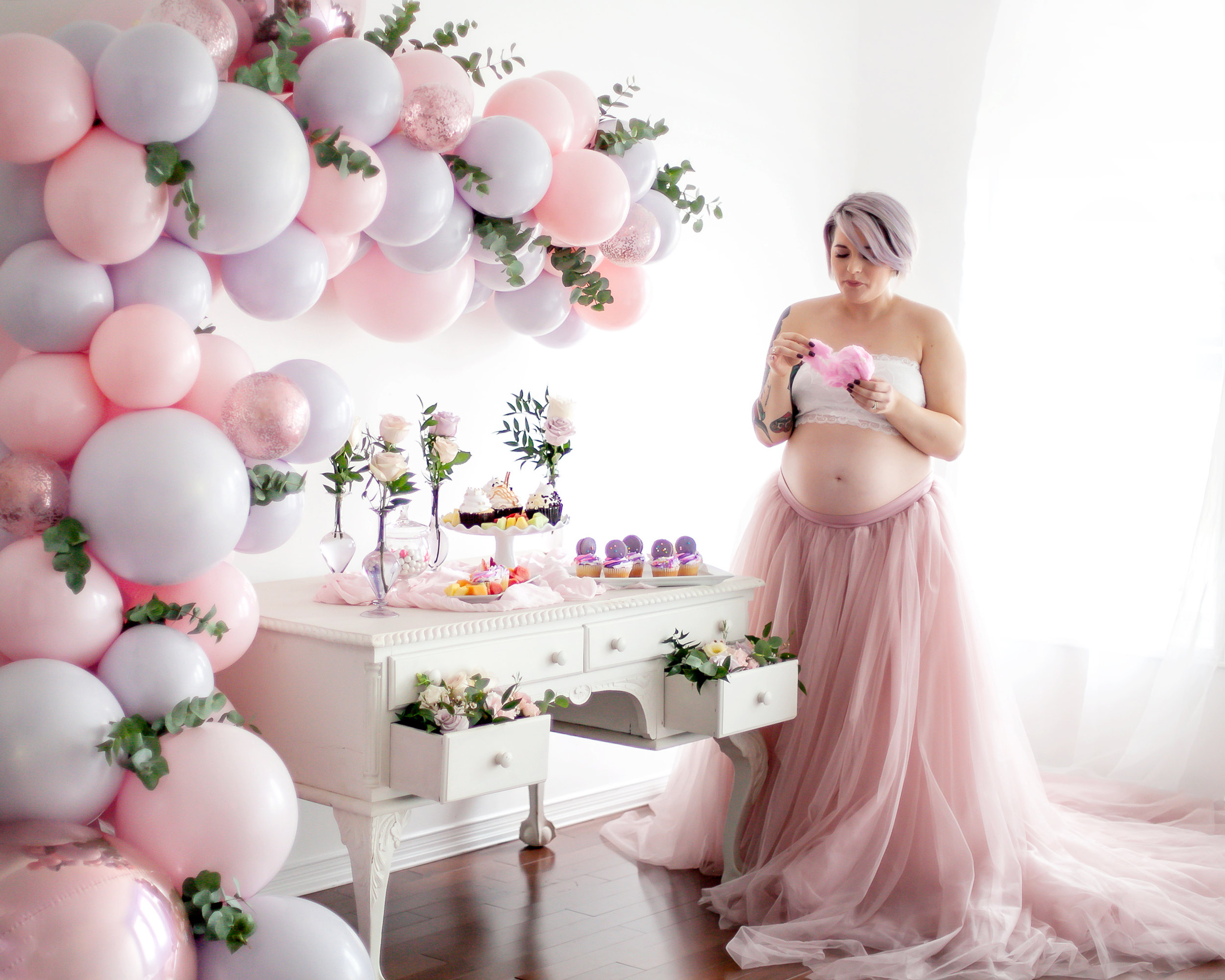 Styled_Pink_Maternity_Photoshoot_Photographer_Whitby_Oshawa_Toronto_Petra_King_Photography