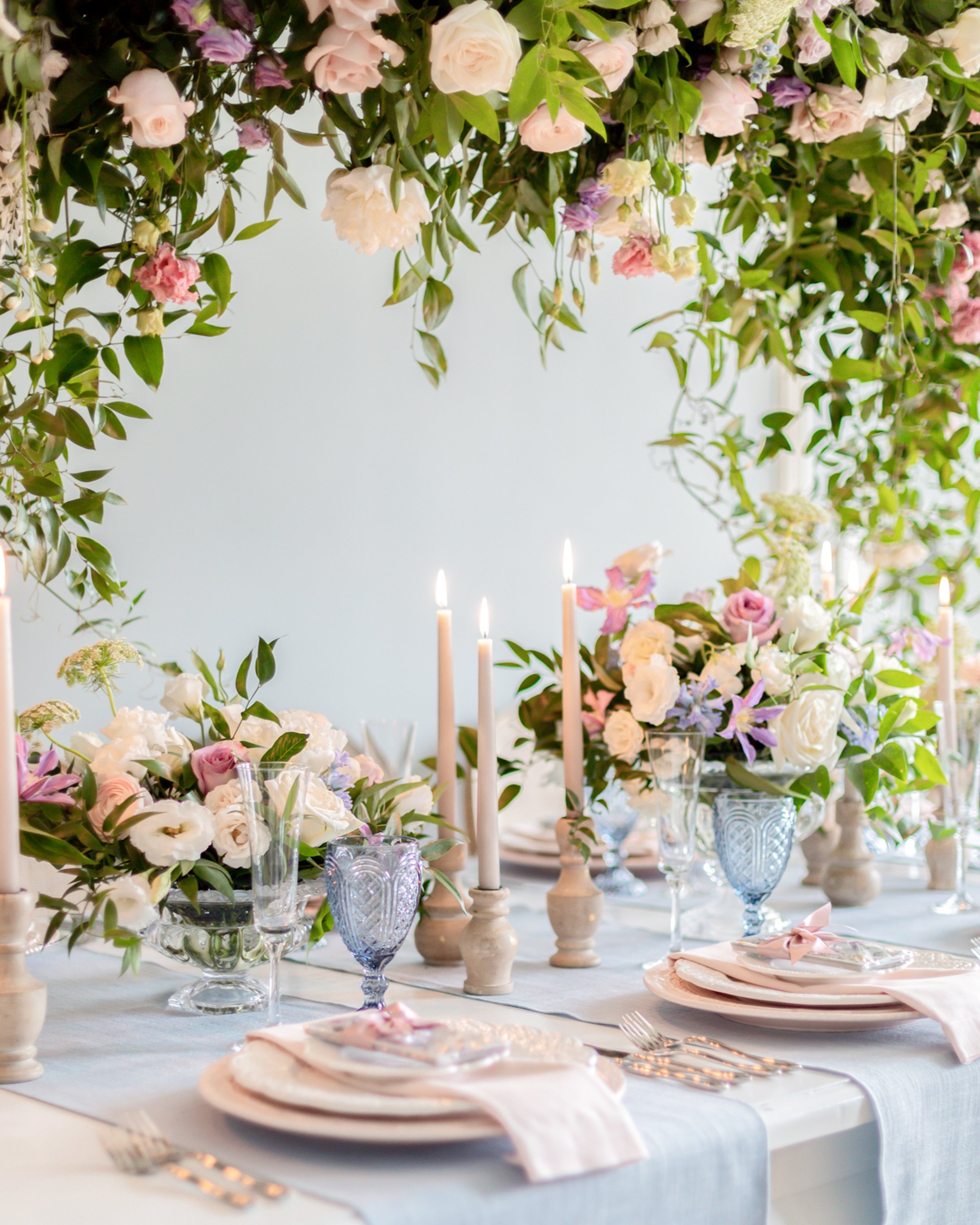 Elegant spring wedding floral table