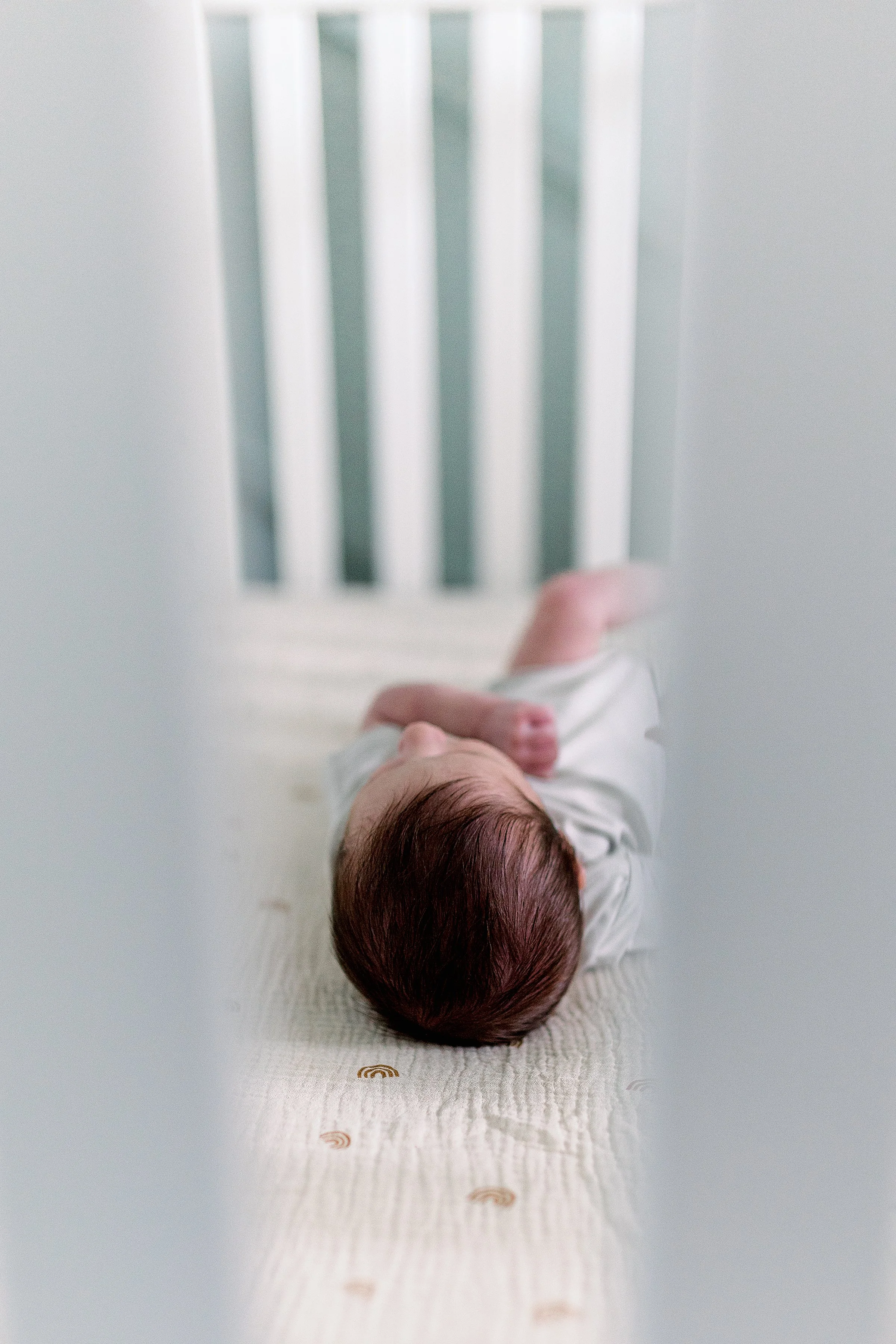 A Calm Newborn Session in Oshawa: What the First Days Really Feel Like
