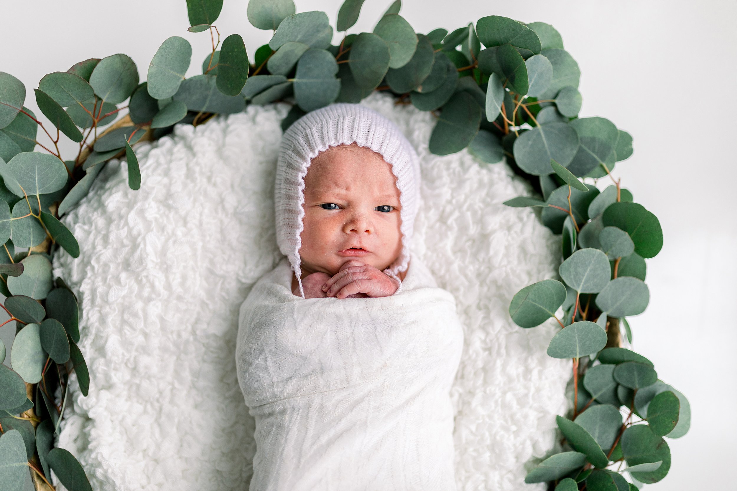What to Expect During a Newborn Photography Session in Durham Region