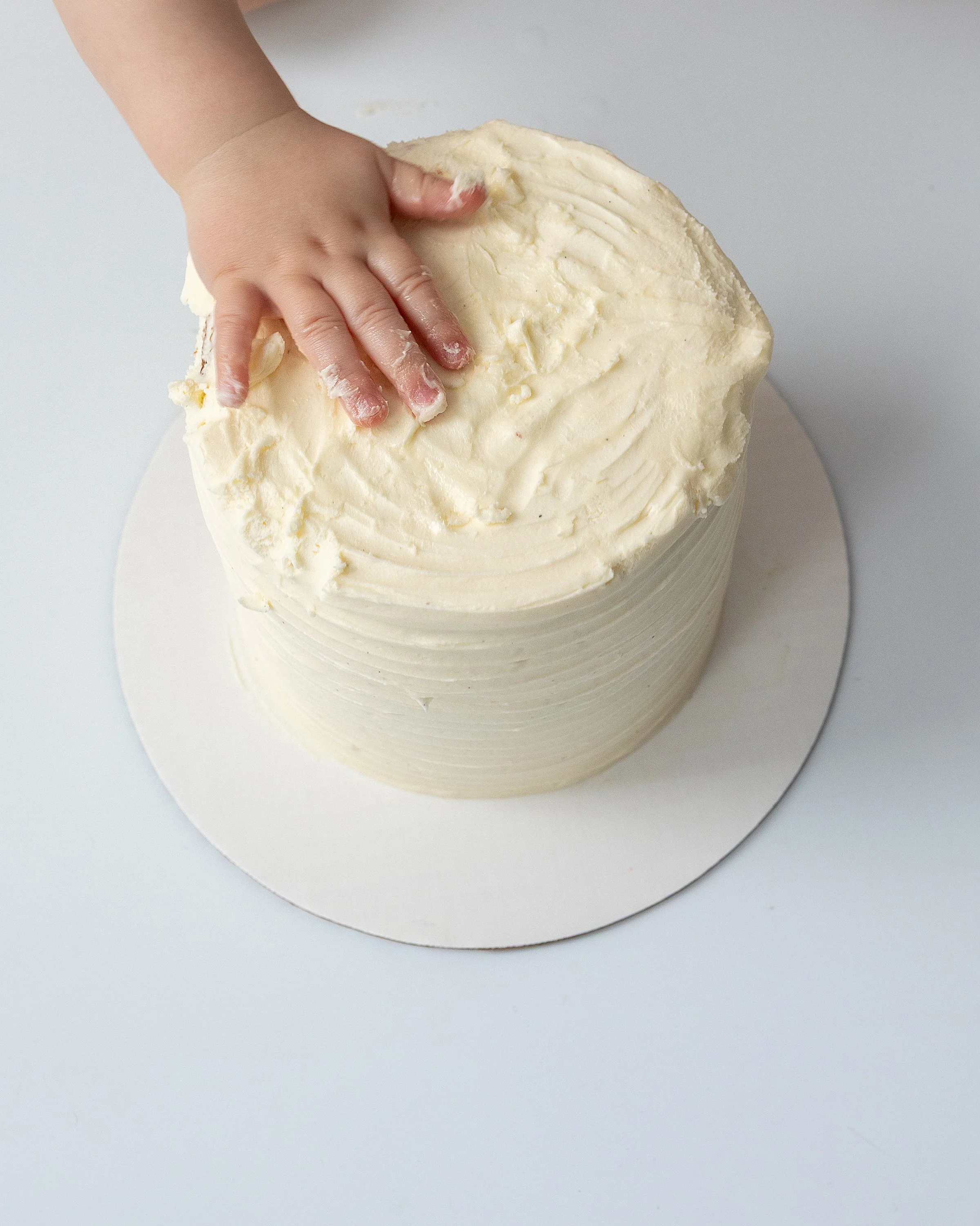 first birthday cake smash photographer Oshawa studio