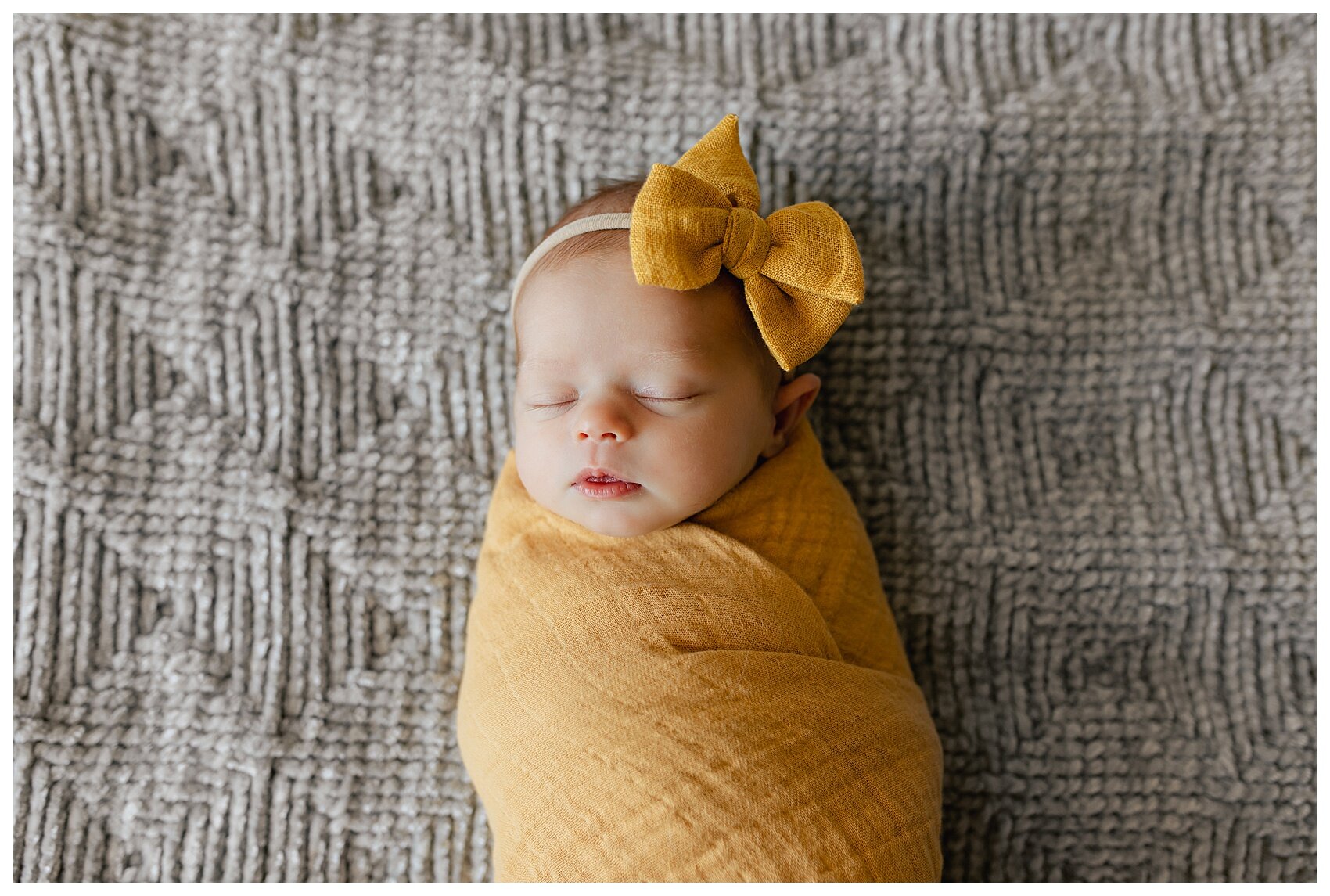 Natural-light-newborn-photography-2021-06-17_0029.jpg