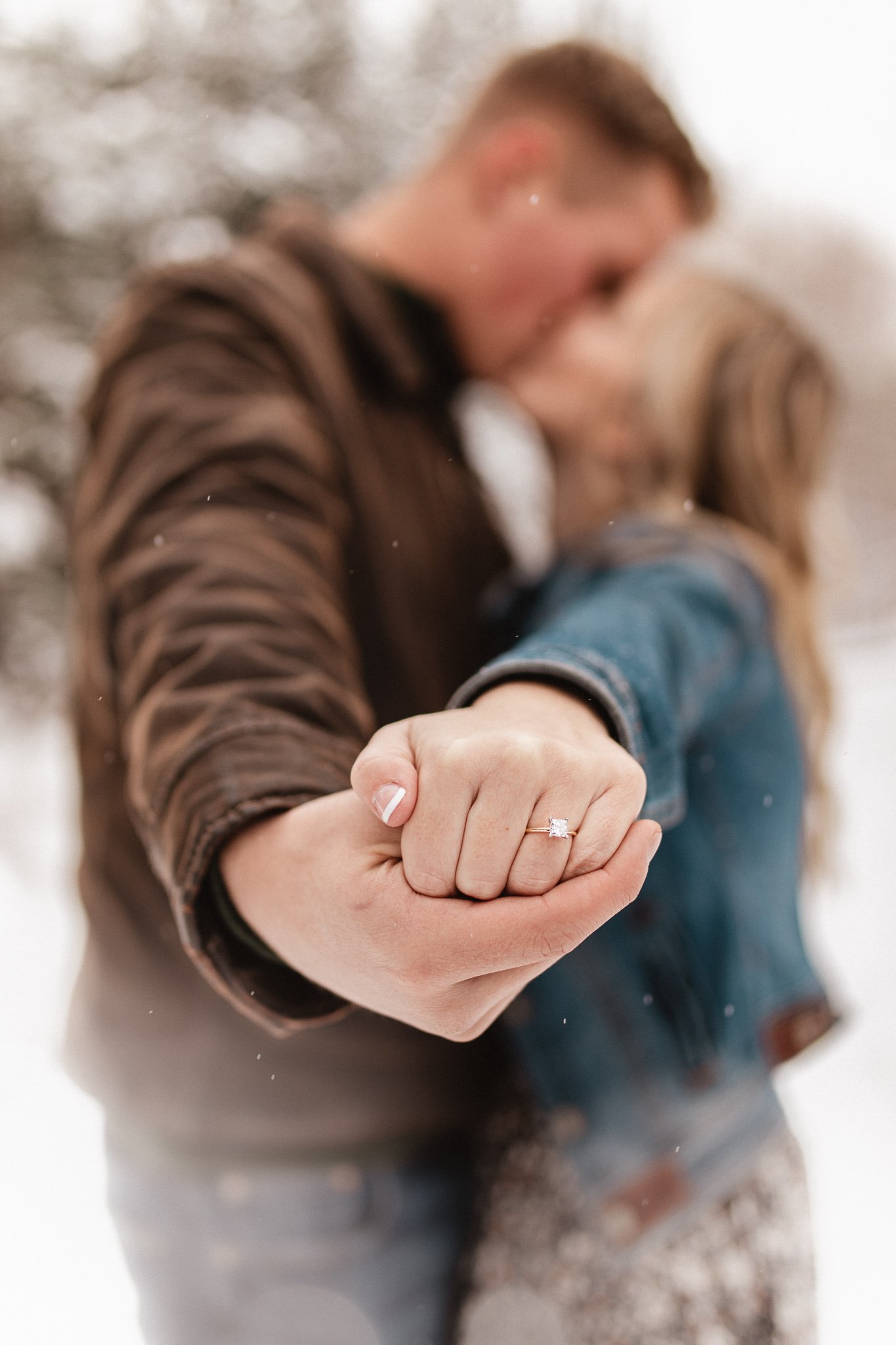 Snowy Engagement Photos-5.jpg