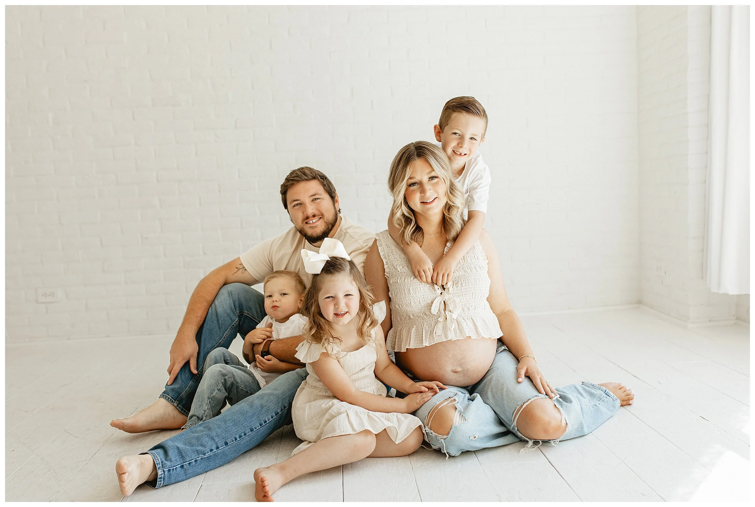 Boise Studio Maternity Photography_0003.jpg