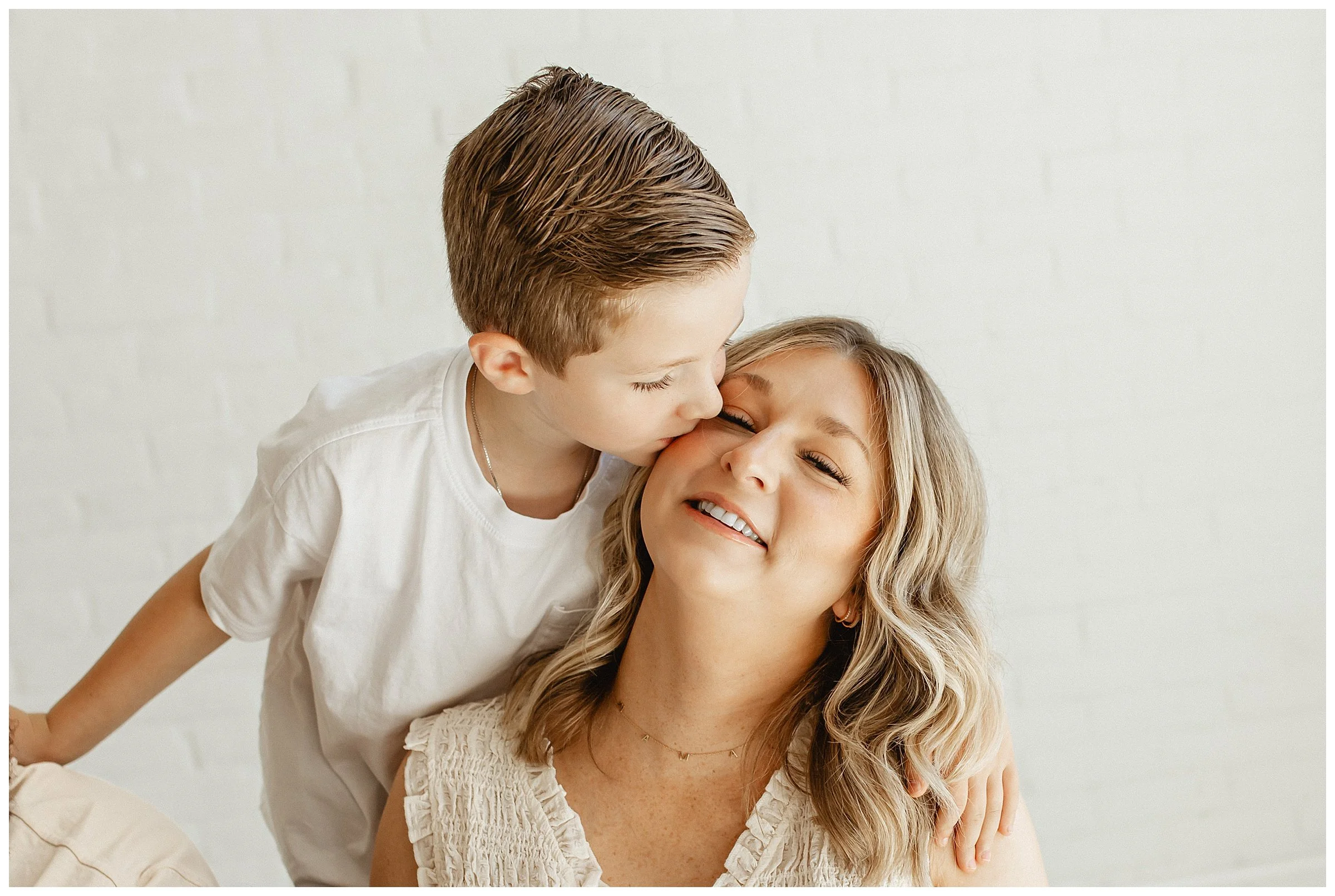 Boise Studio Maternity Photography_0008.jpg