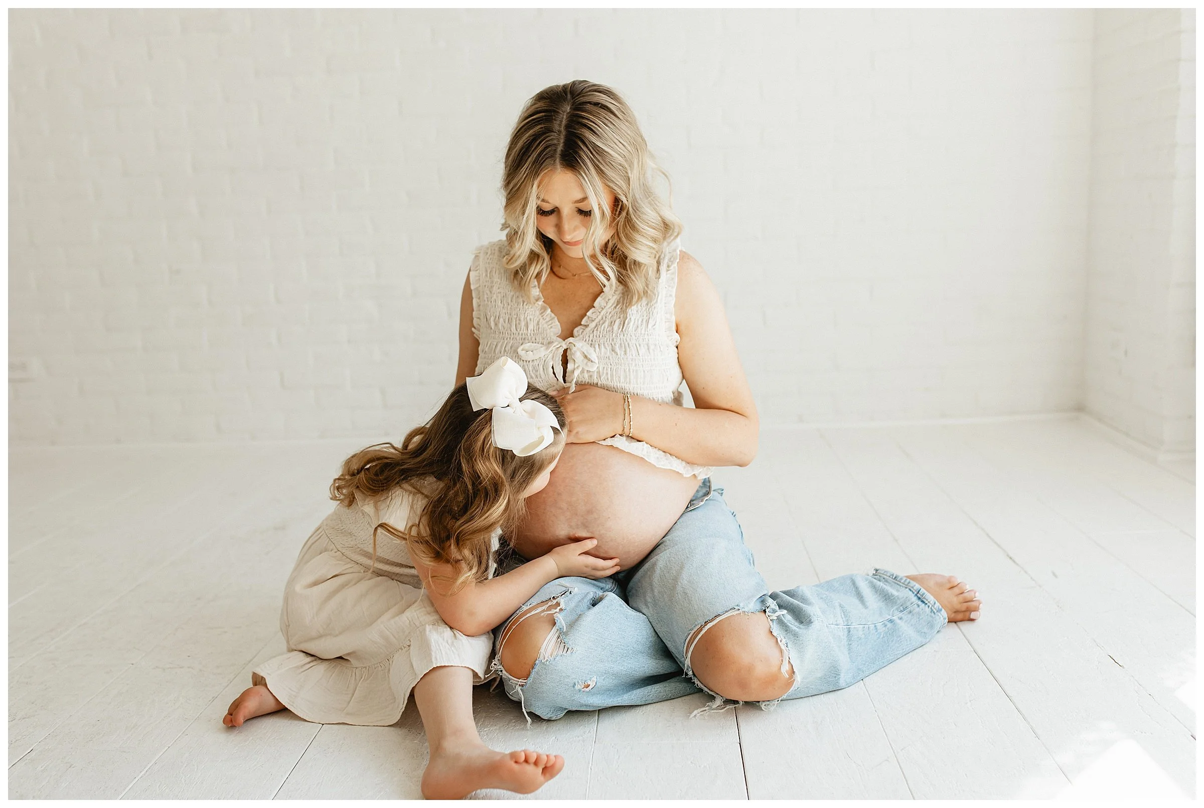 Boise Studio Maternity Photography_0010.jpg