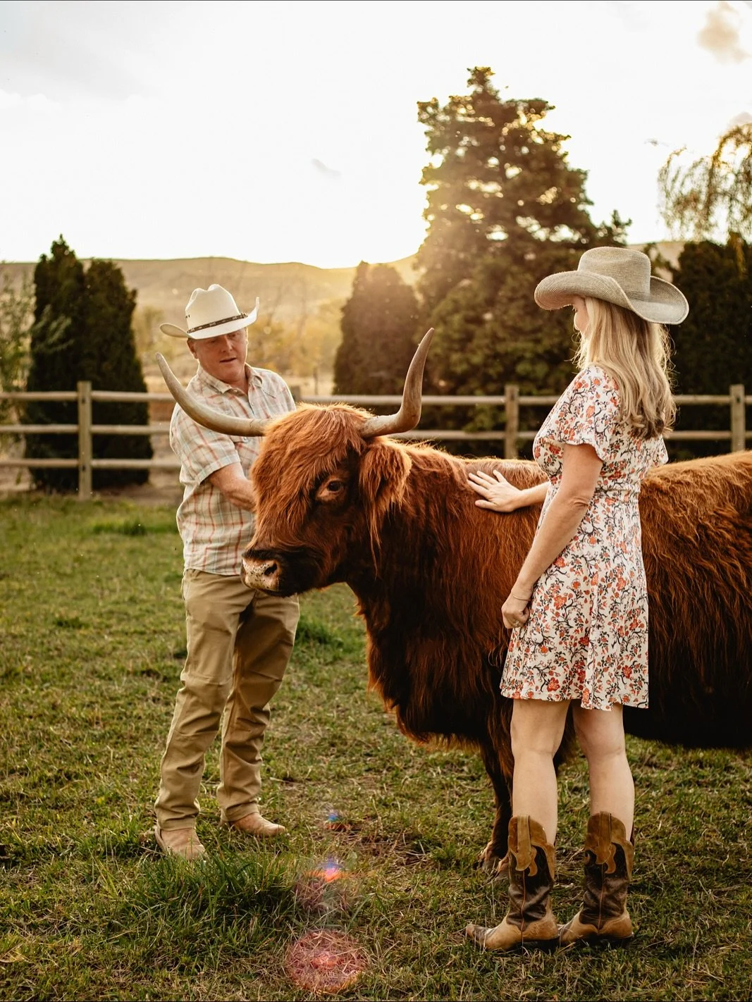 It has always been a dream of mine to do a family farm shoot and this year I got to make it happen. Rachel reached out to me over a year ago to schedule their family&rsquo;s shoot and it was originally scheduled for last fall. Then, she reached out t