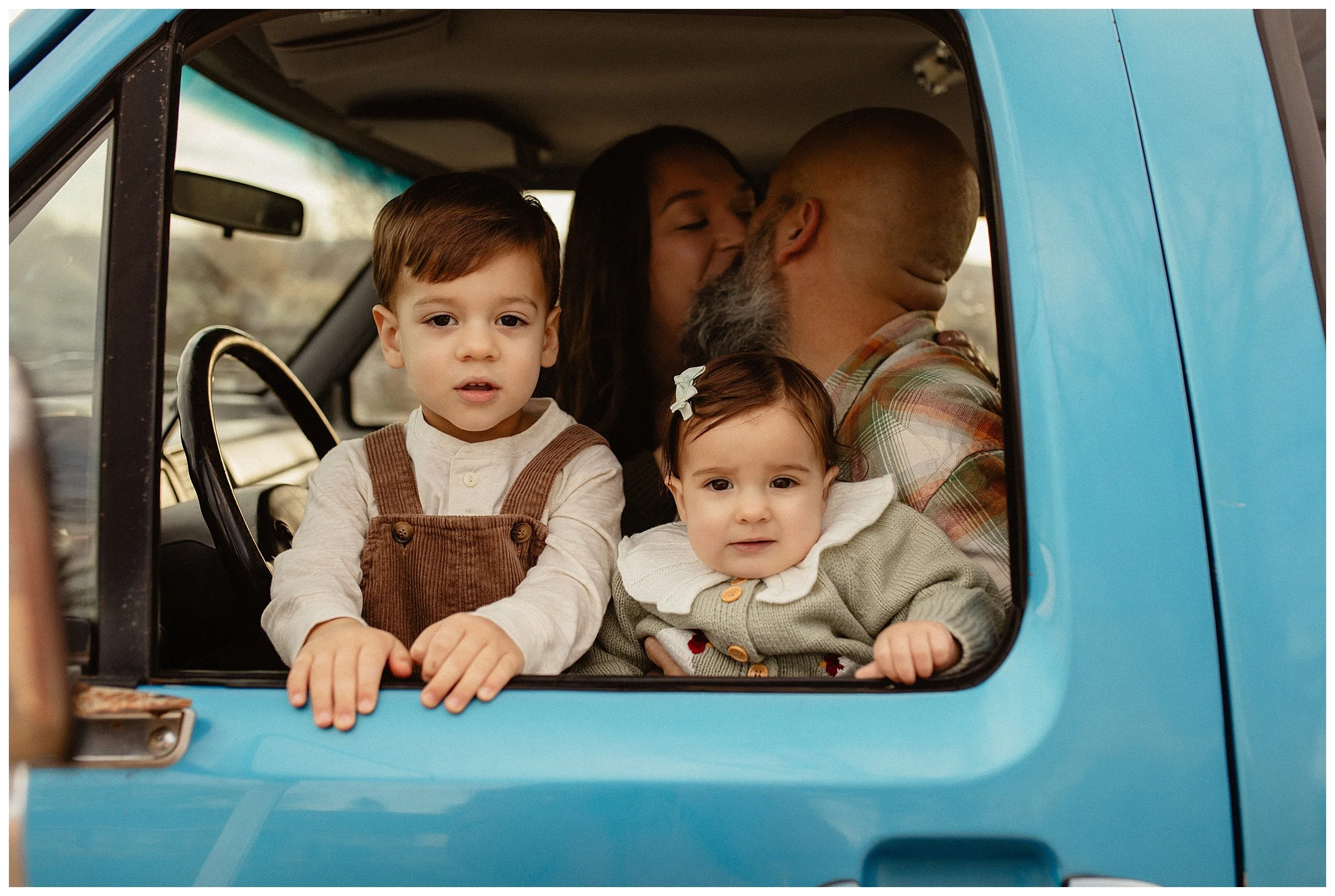A Storytelling Family Session at Home