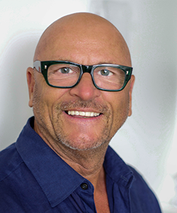 MICHEL ROBERT Founder / CEO