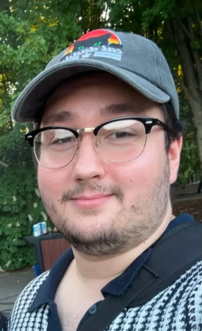 SCENIC LIGHT AND SOUND DESIGNER - VIKTOR EDWARD SWAN