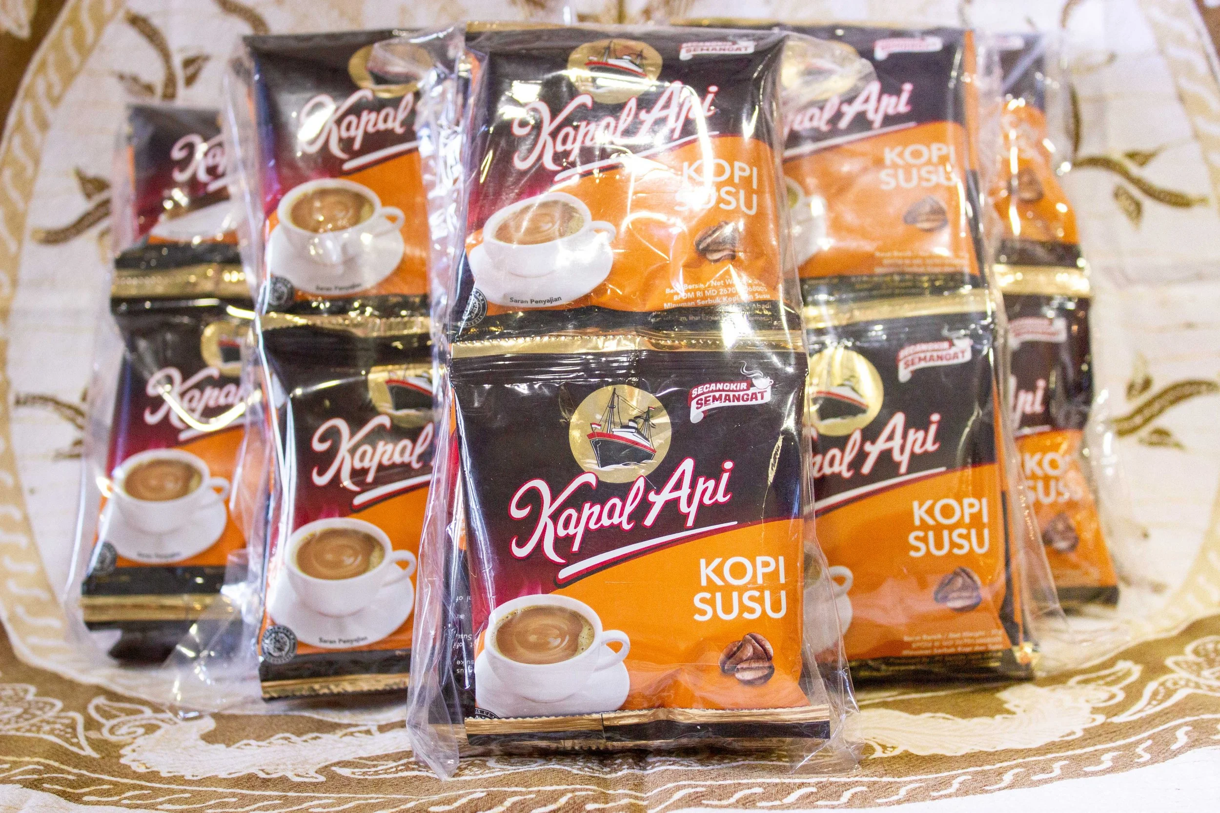 [M-037] Kapal Api 3-in-1 Special Coffee 10 Sachets @ 31g
