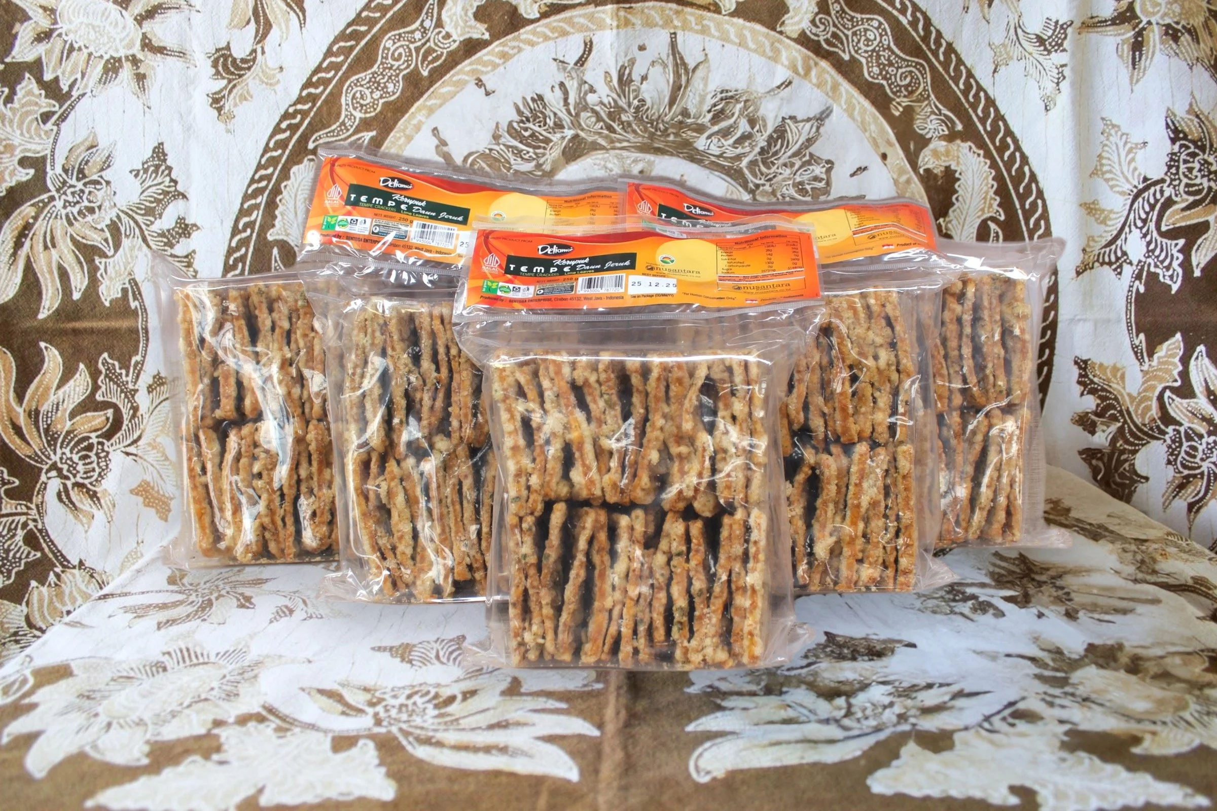 [KR-029] Deliamor Lime Leaf Flavour Tempe Chips 250g