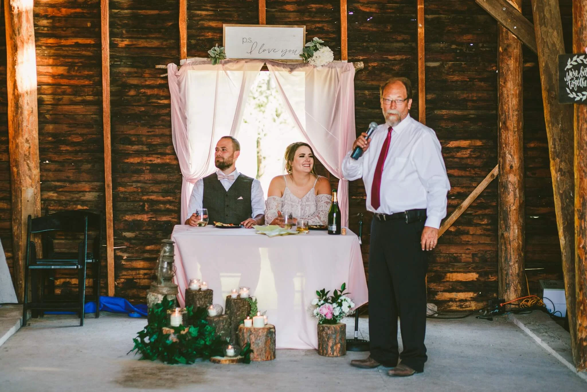 Spokane Barn Wedding (163).jpg