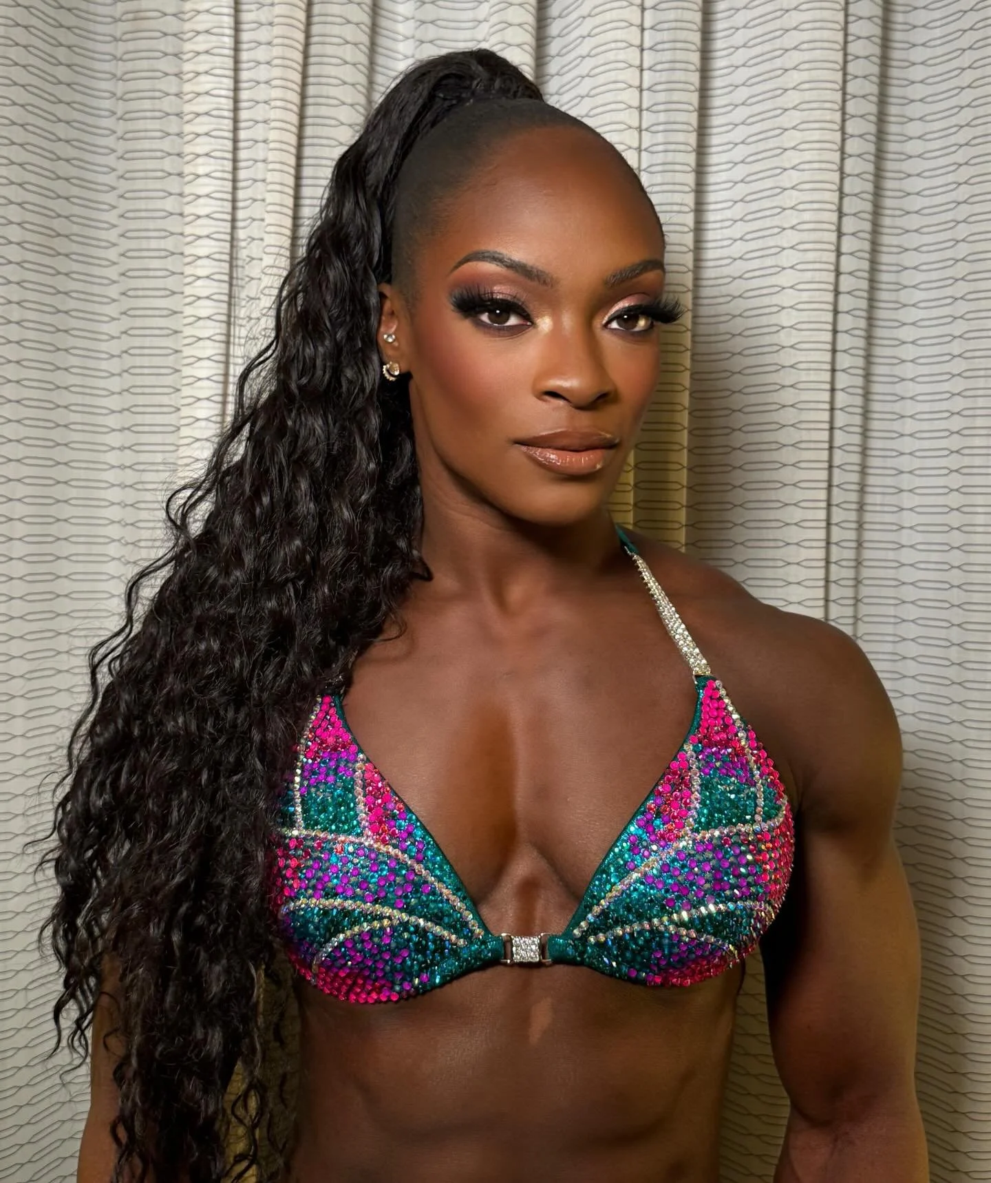 Day 2 finished ✅ #ArnoldClassic

@shellyfit_ifbbpro 
Makeup 💄 Marvin 

2026 Competition makeup 💄 schedule 👇🏼 

Full booking details and policies available on our website: 

3/28/2026 &ndash; Sampson Showdown &ndash; Las Vegas, NV
4/4/2026 &ndash;