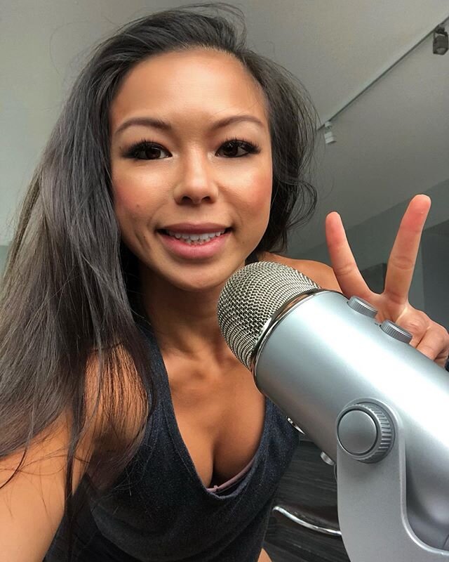 So I bought this Yeti mic back in 2016 with the intentions to maybe start a health podcast one day. I finally took it out of the box not to record a podcast but to use it to lead my live stream classes for my private training club. 
I’ve alw