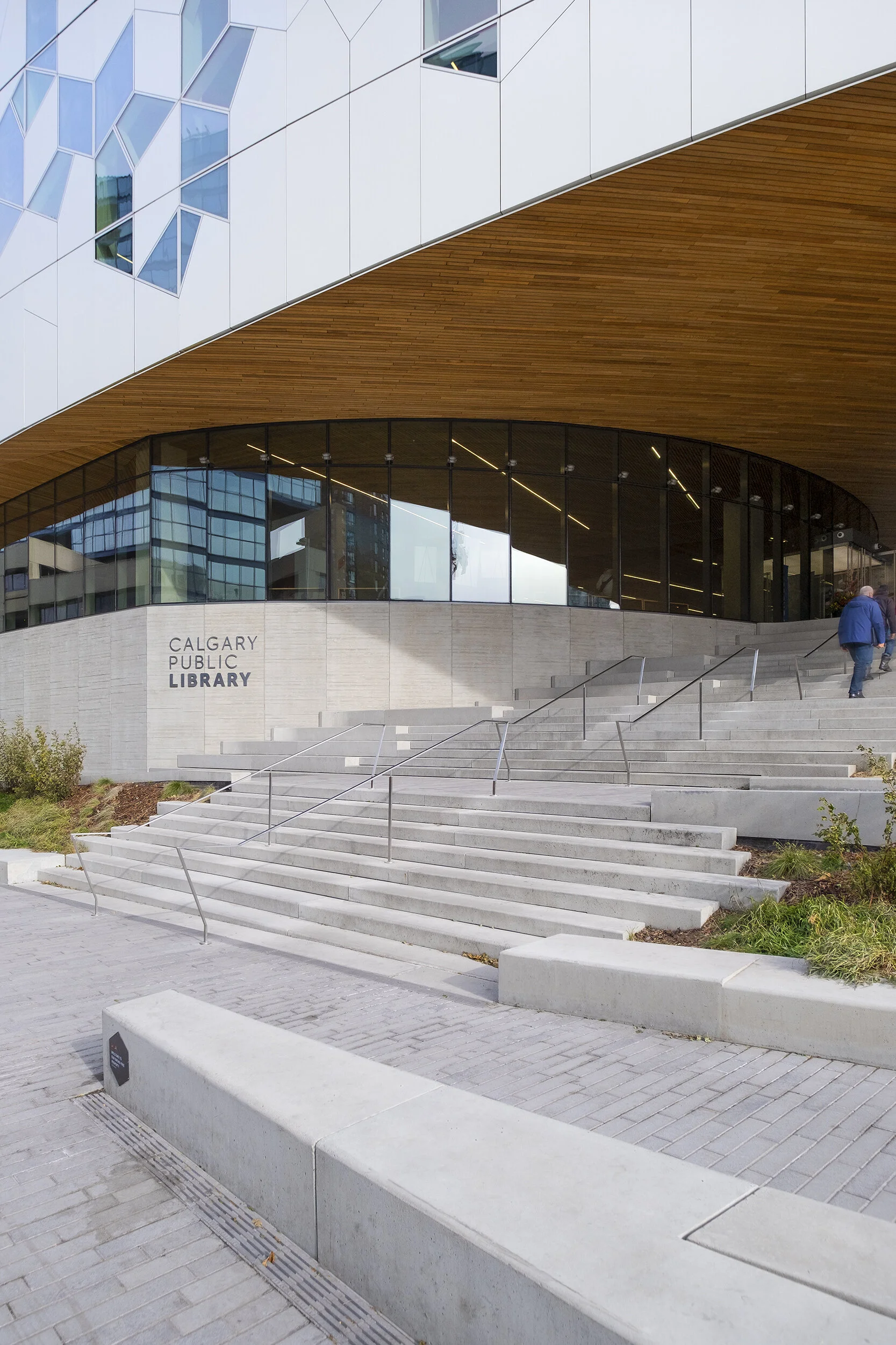 Exterior 10WEB.jpg