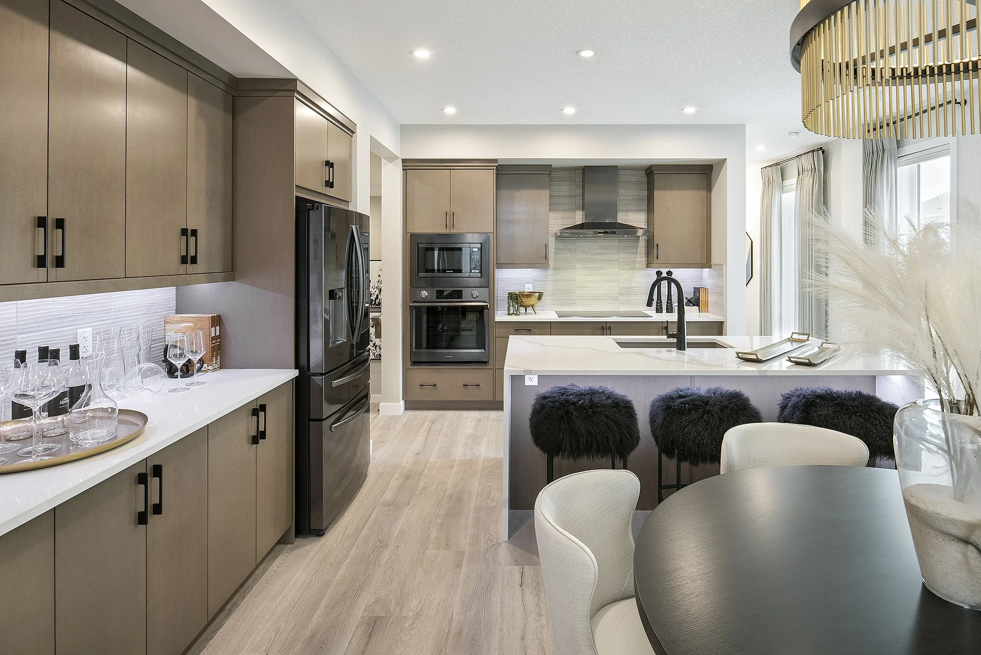 Dining-KitchenWEB 3.jpg