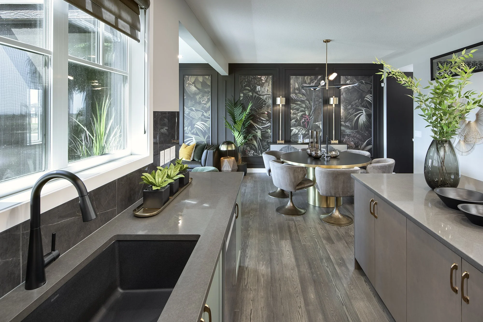 Kitchen- DiningWEB.jpg