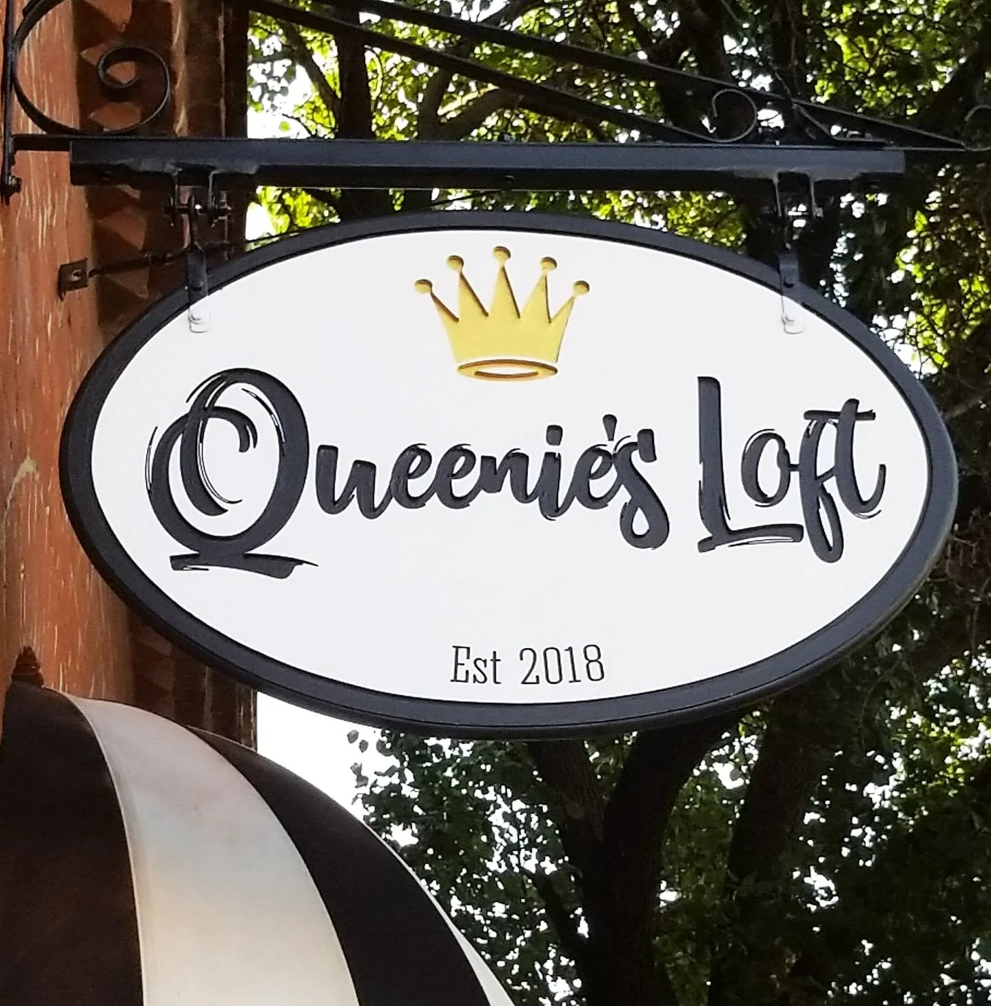 Queenie's Loft.jpg