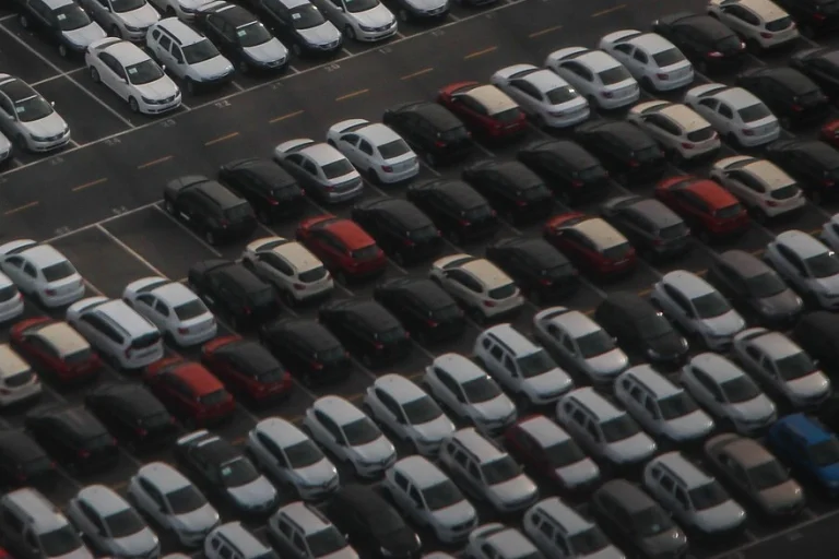 CroppedFocusedImageWyI3NjgiLCI1MTIiLCJ4IiwxMl0-The-Car-People.jpg